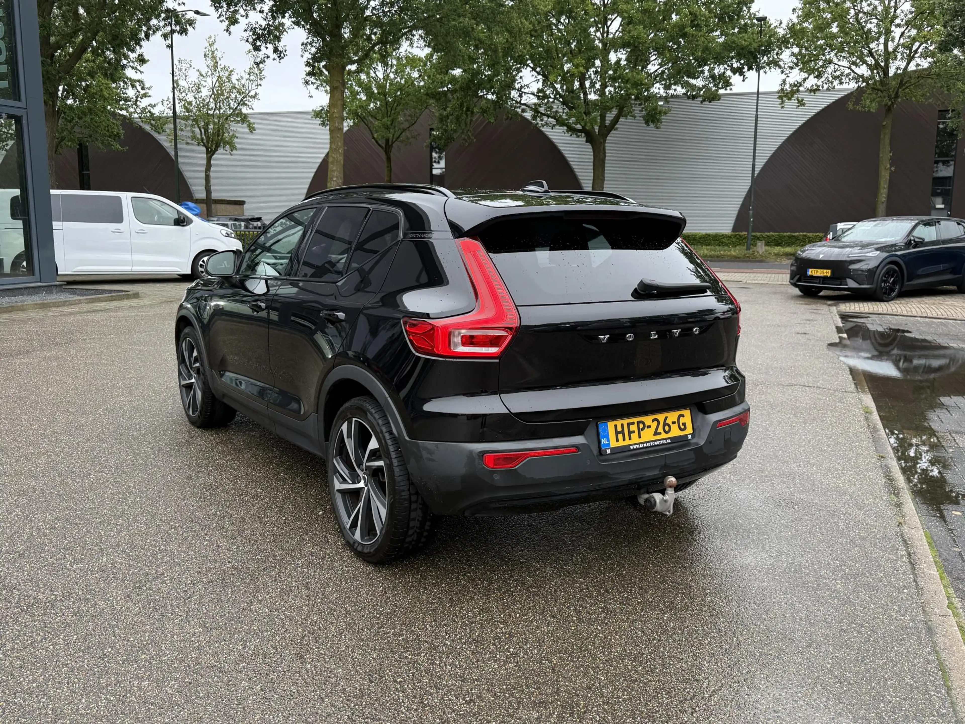 Volvo XC40 1.5 T5 Recharge R-Design 20 INCH | LEDEREN BEKLEDI — photo 3