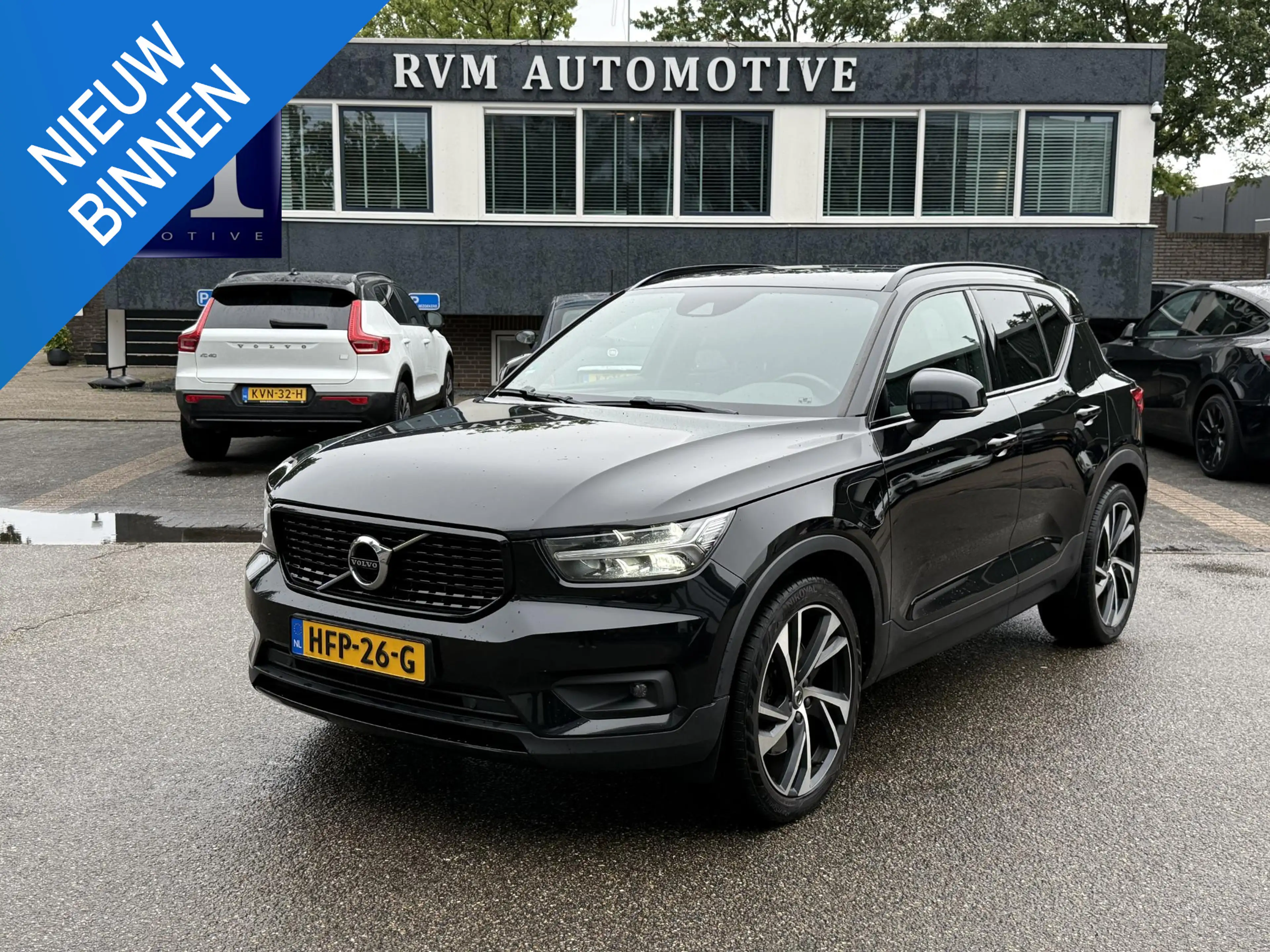 Volvo XC40 1.5 T5 Recharge R-Design 20 INCH | LEDEREN BEKLEDI