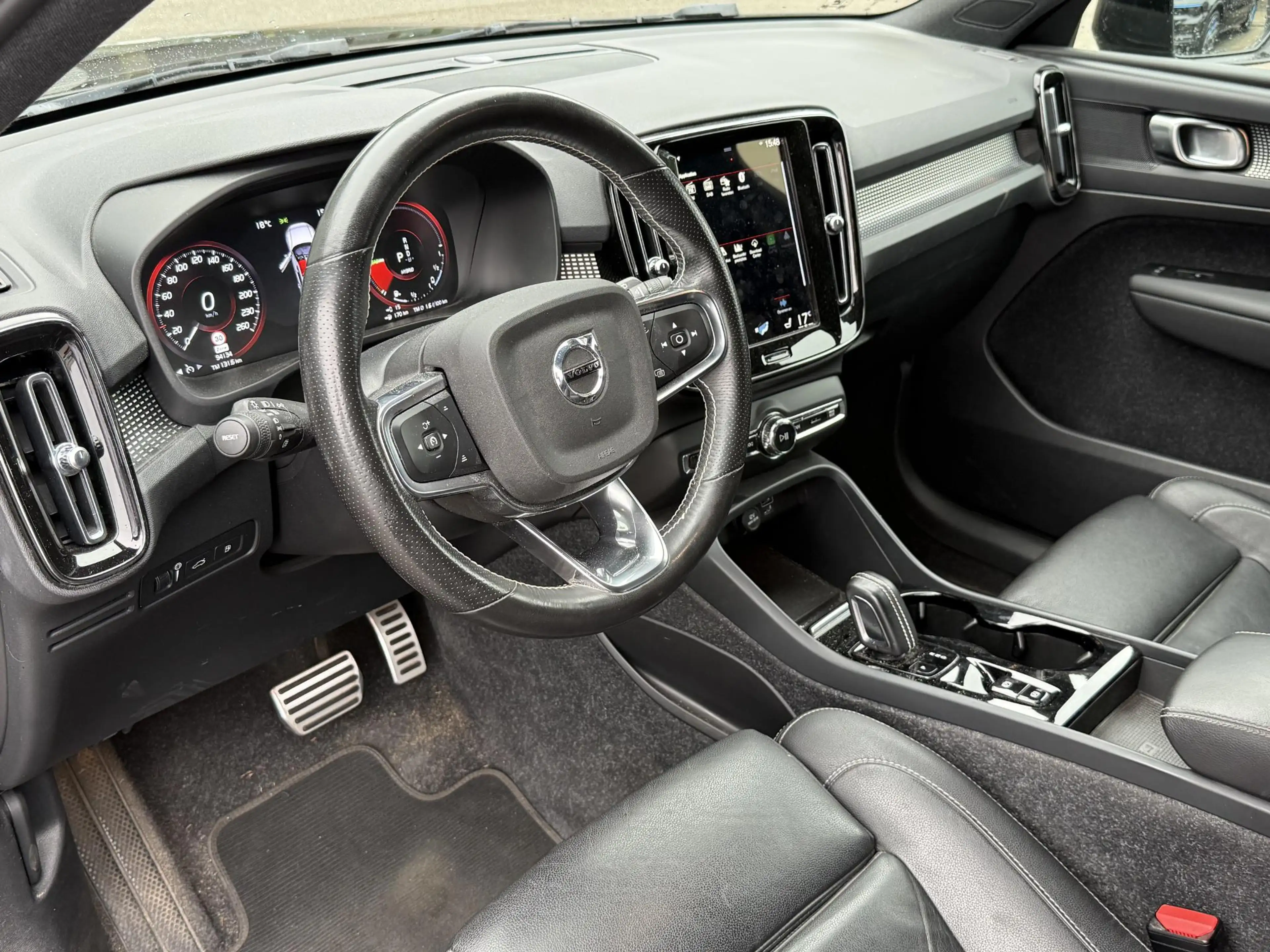 Volvo XC40 1.5 T5 Recharge R-Design 20 INCH | LEDEREN BEKLEDI — photo 9