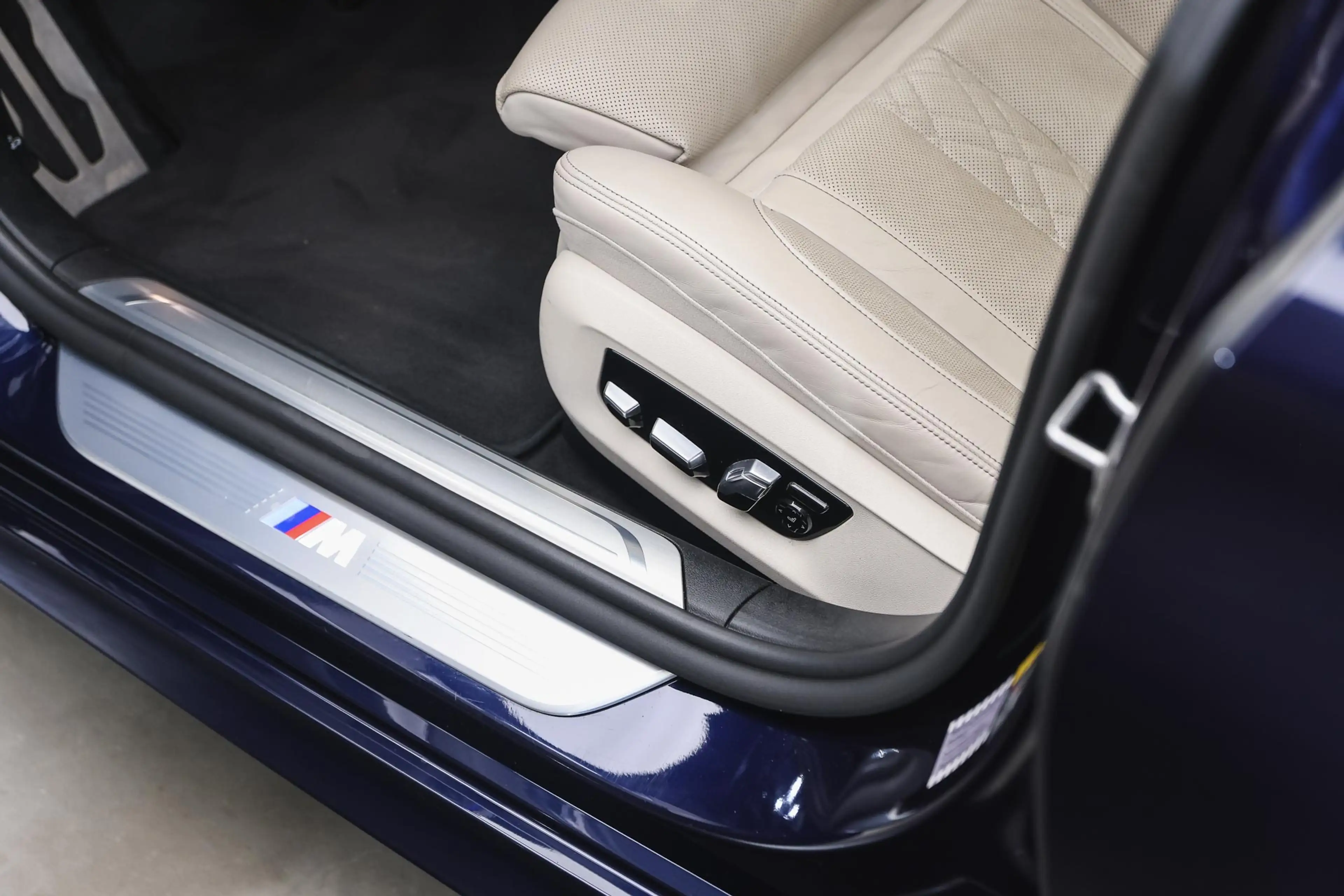 BMW 745 7 Serie 745e High Executive M Sport Automaat / Sch — photo 11