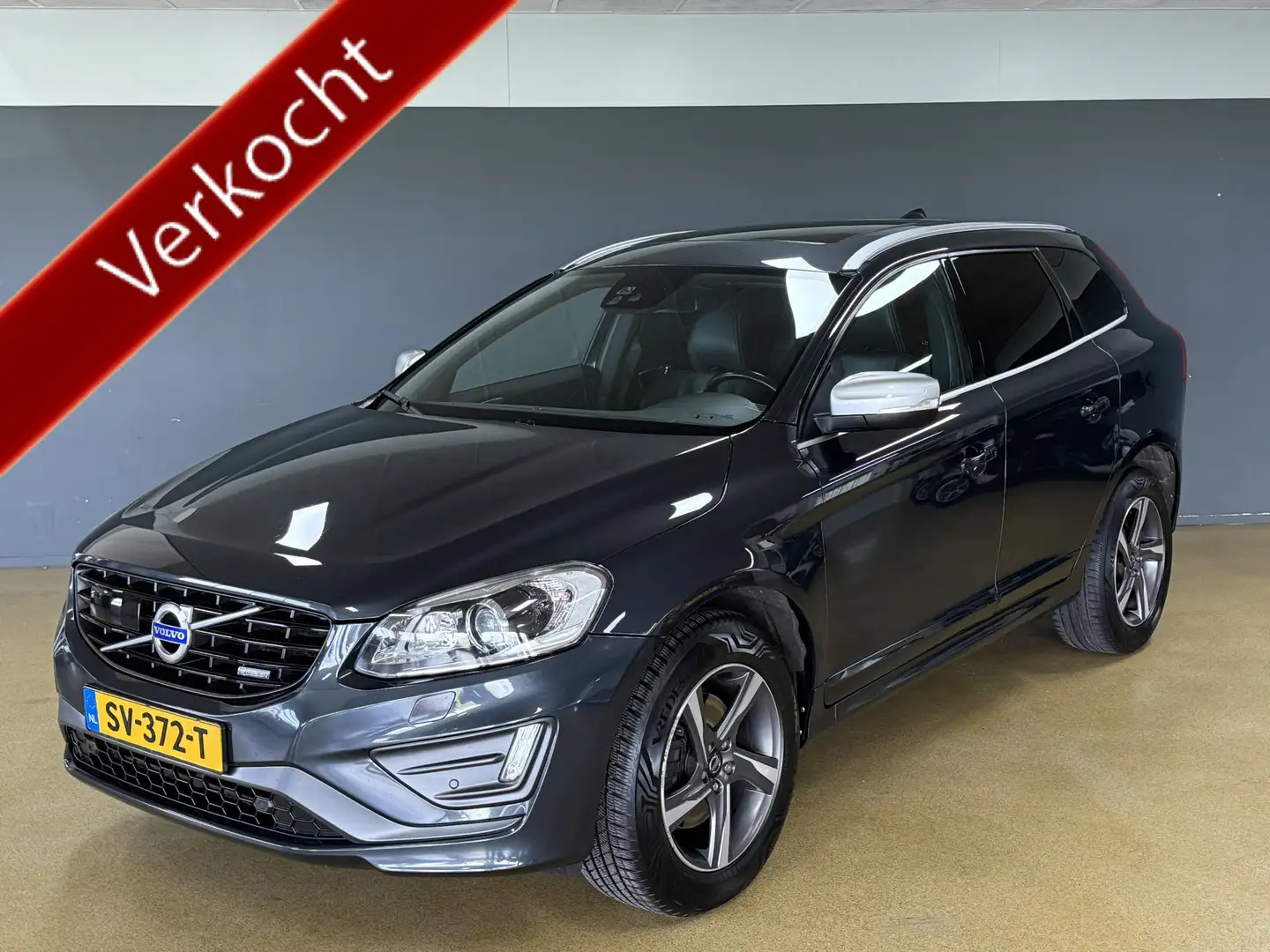 Volvo XC60 2.4 D5 R-Design AWD | Elektr. dak | ACC | Afn. Tre Grijs - 2