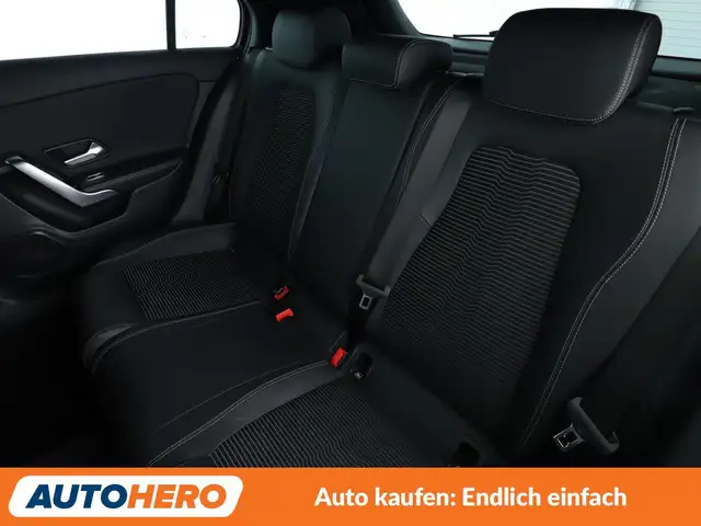 Mercedes-Benz A view 14