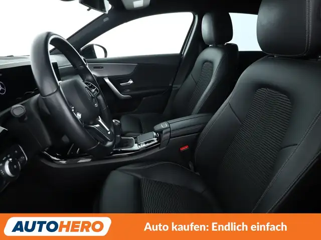 Mercedes-Benz A view 10