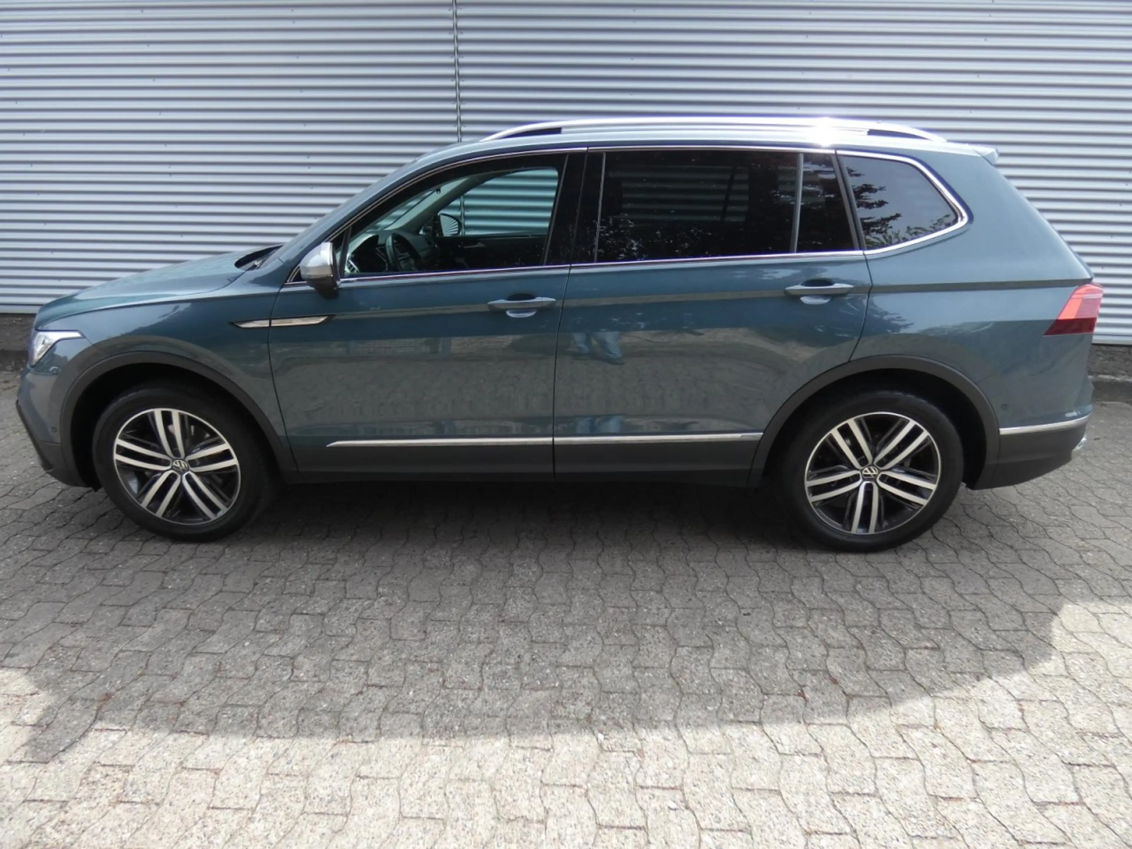Volkswagen Tiguan Allspace Allspace Elegance Tiguan Allspace 2.0 TSI DSG 4Motion Elegance MLED — photo 10