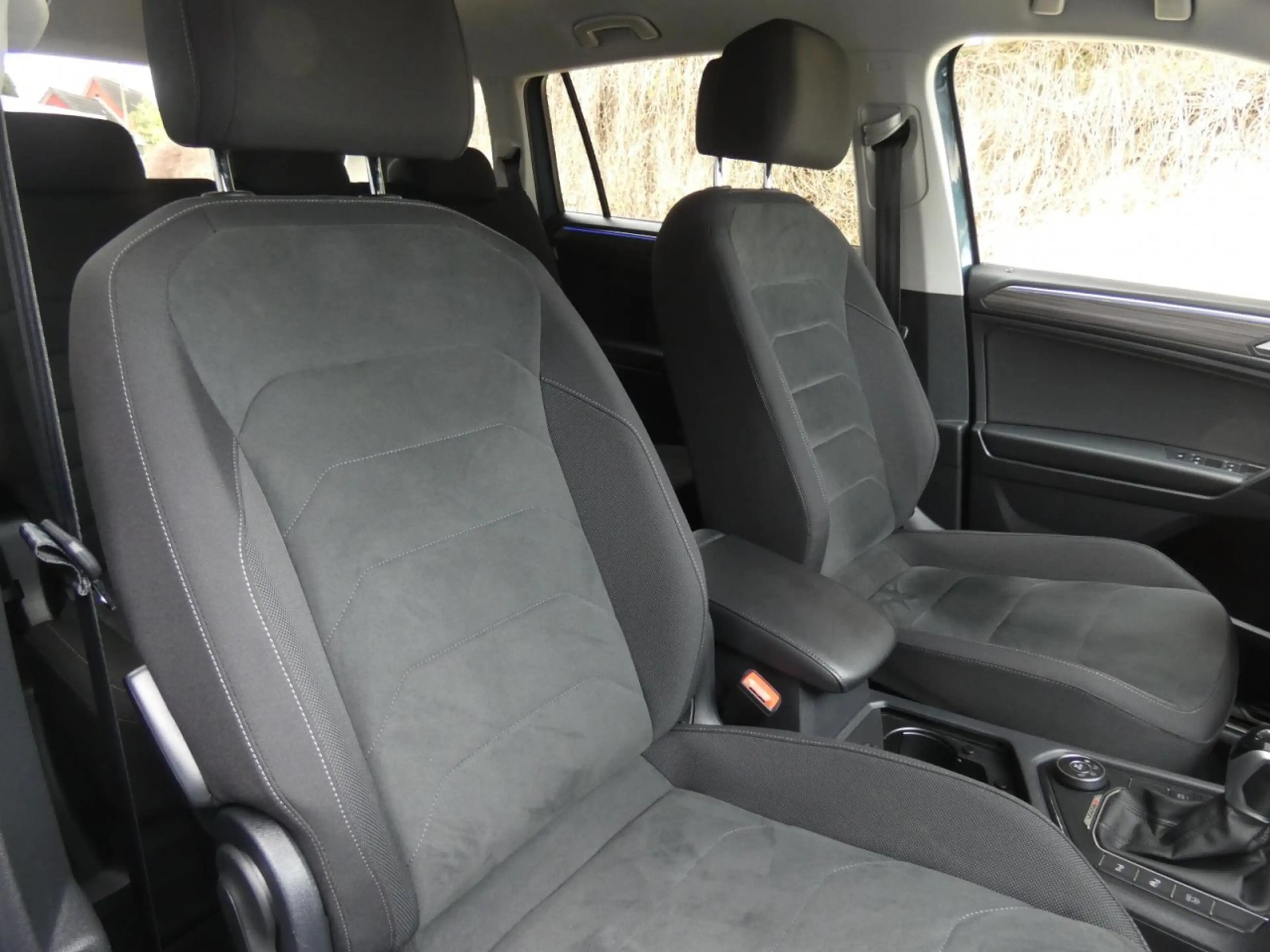Volkswagen Tiguan Allspace Allspace Elegance Tiguan Allspace 2.0 TSI DSG 4Motion Elegance MLED — photo 4