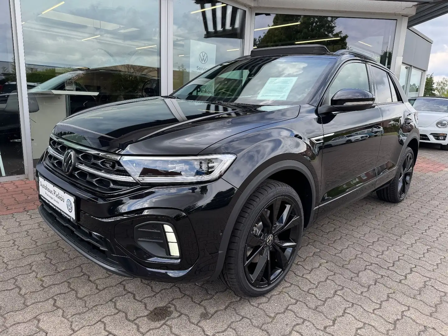 Volkswagen T-Roc 1.5 TSI DSG R-Line AHK PANO Matrix NAVI Schwarz - 1