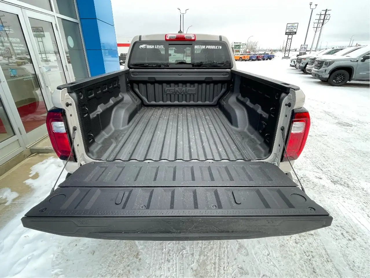 GMC Canyon снимка GMC Canyon