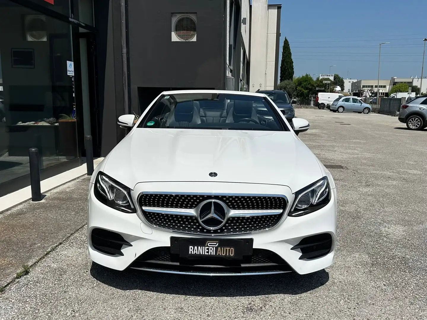 Mercedes-Benz E 200 CABRIO AMG PREMIUM AUTO FULL Wit - 1