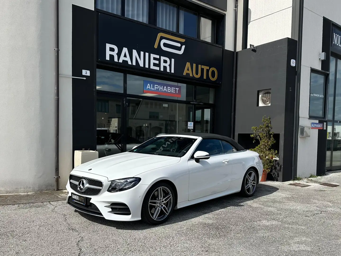 Mercedes-Benz E 200 CABRIO AMG PREMIUM AUTO FULL Bianco - 1