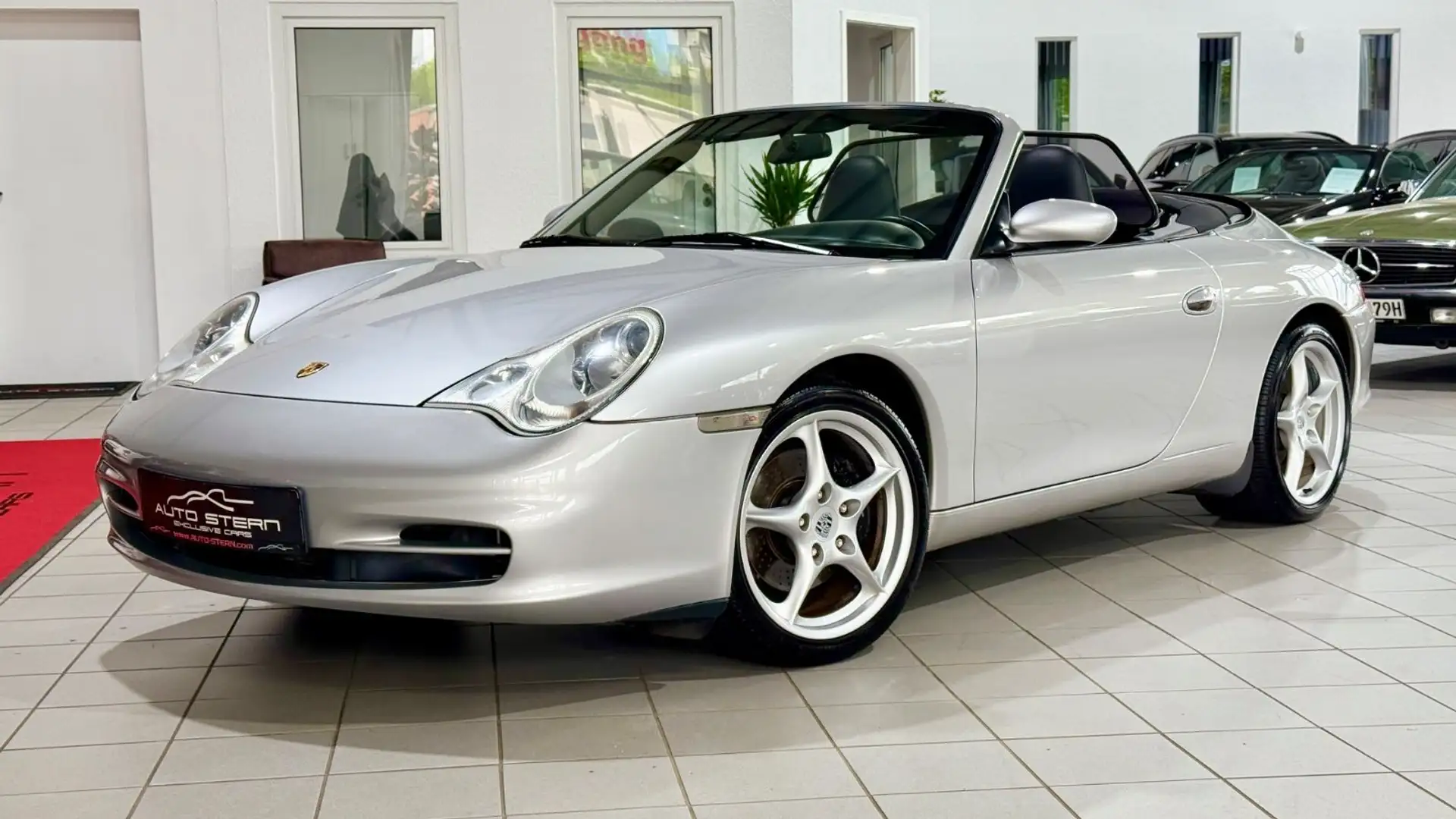 Porsche 996 911/996 Carrera Cabriolet AUTOMATIK NAVI LEDER Argent - 1