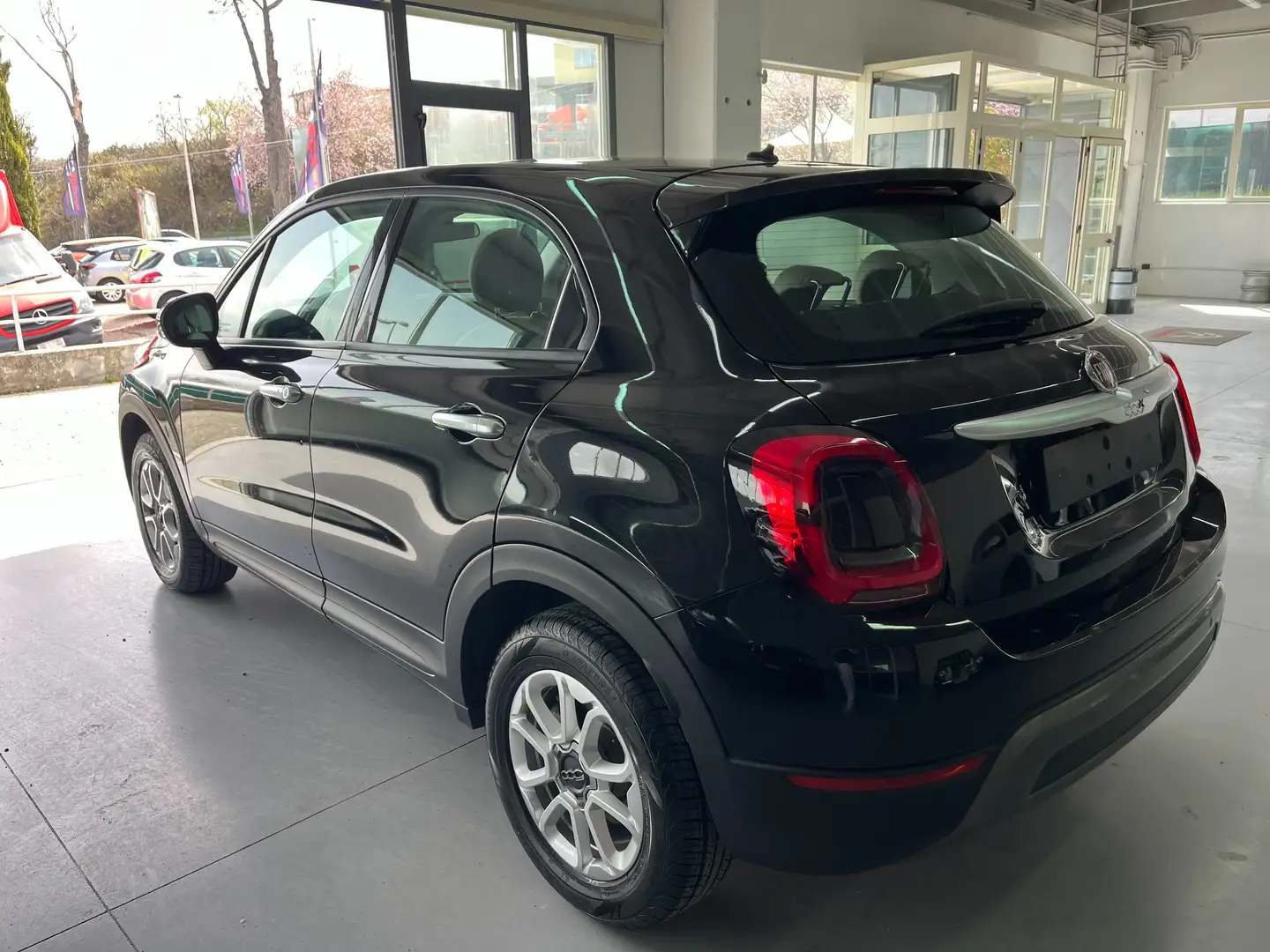 Fiat 500X 1.6 mjt City Cross 4x2 120cv dct Nero - 2