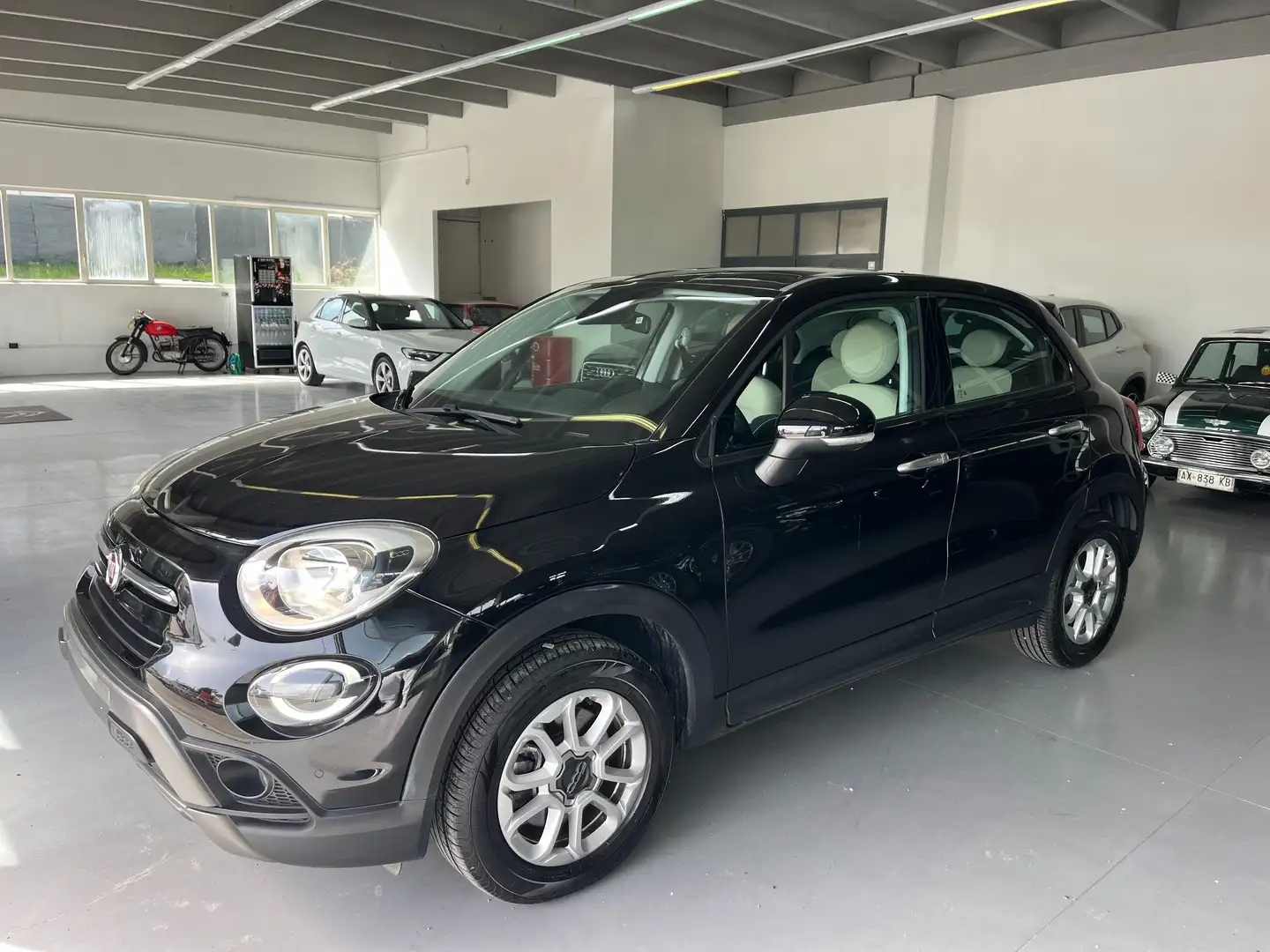 Fiat 500X 1.6 mjt City Cross 4x2 120cv dct Nero - 1