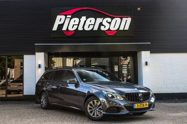 Mercedes-Benz E 300 Estate BlueTEC HYBRID AMG NAP
