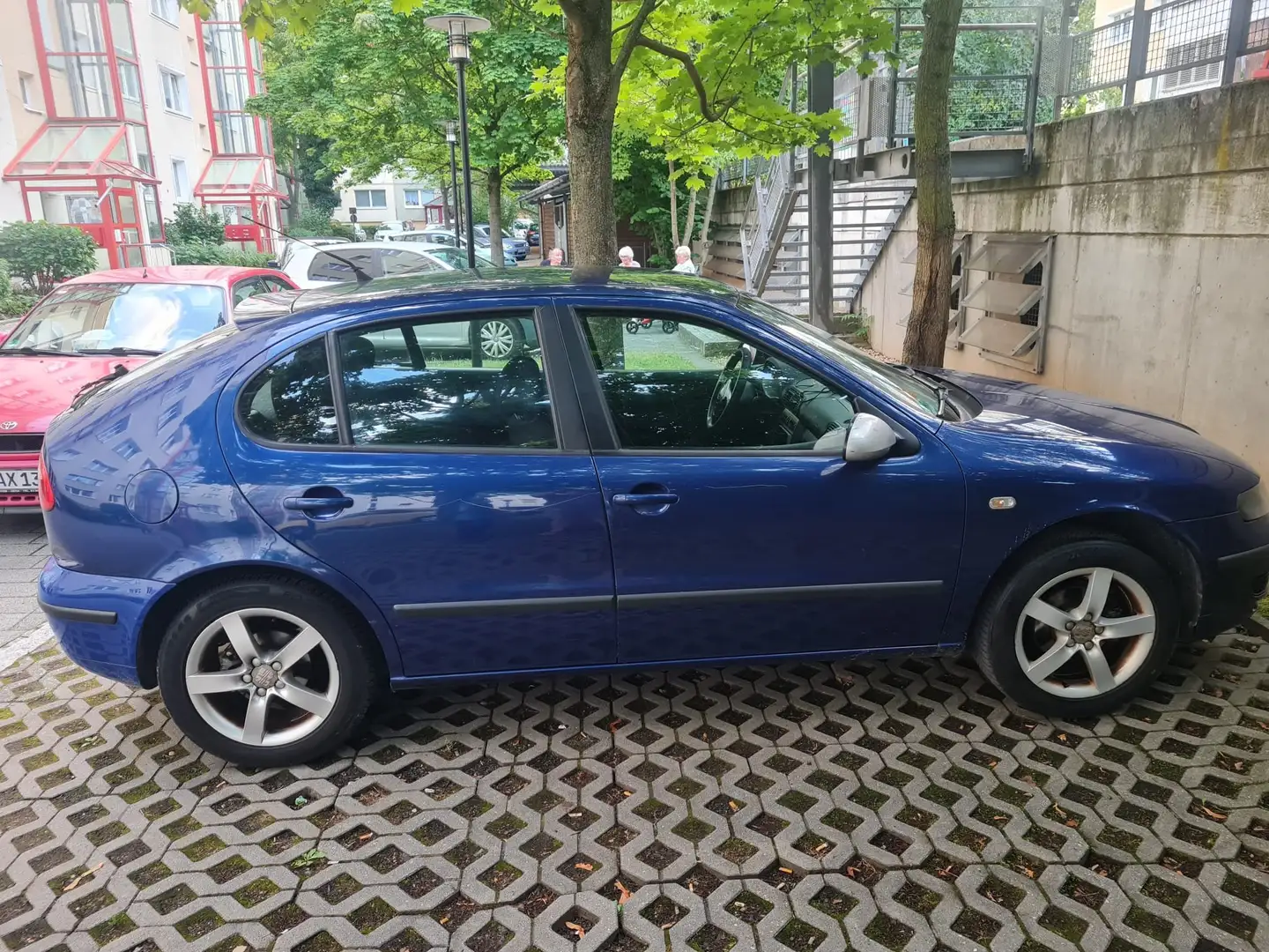 SEAT Leon Leon 1.6 16V Stella Bleu - 2