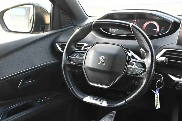 Peugeot 3008 view 12