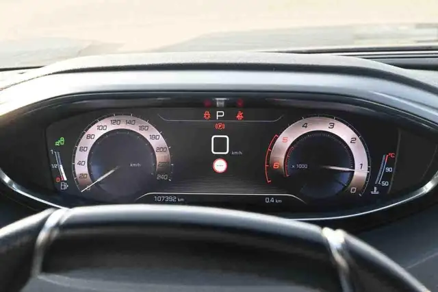 Peugeot 3008 view 13