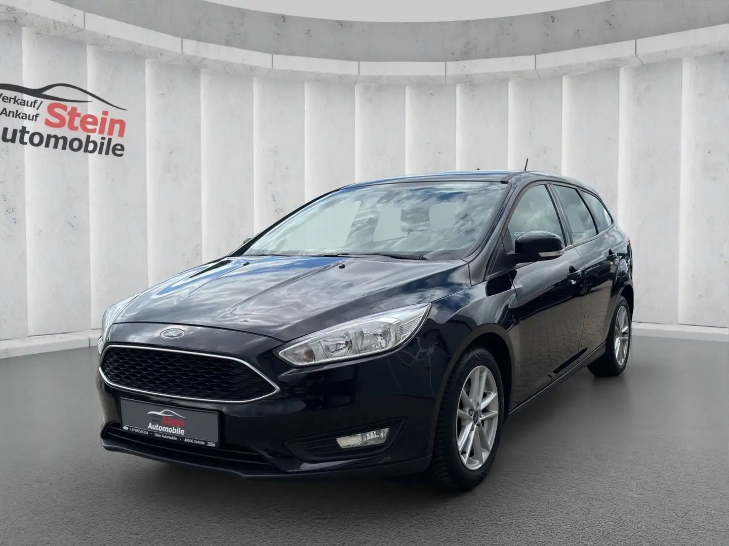 Ford Focus Turnier Business Schwarz - 1