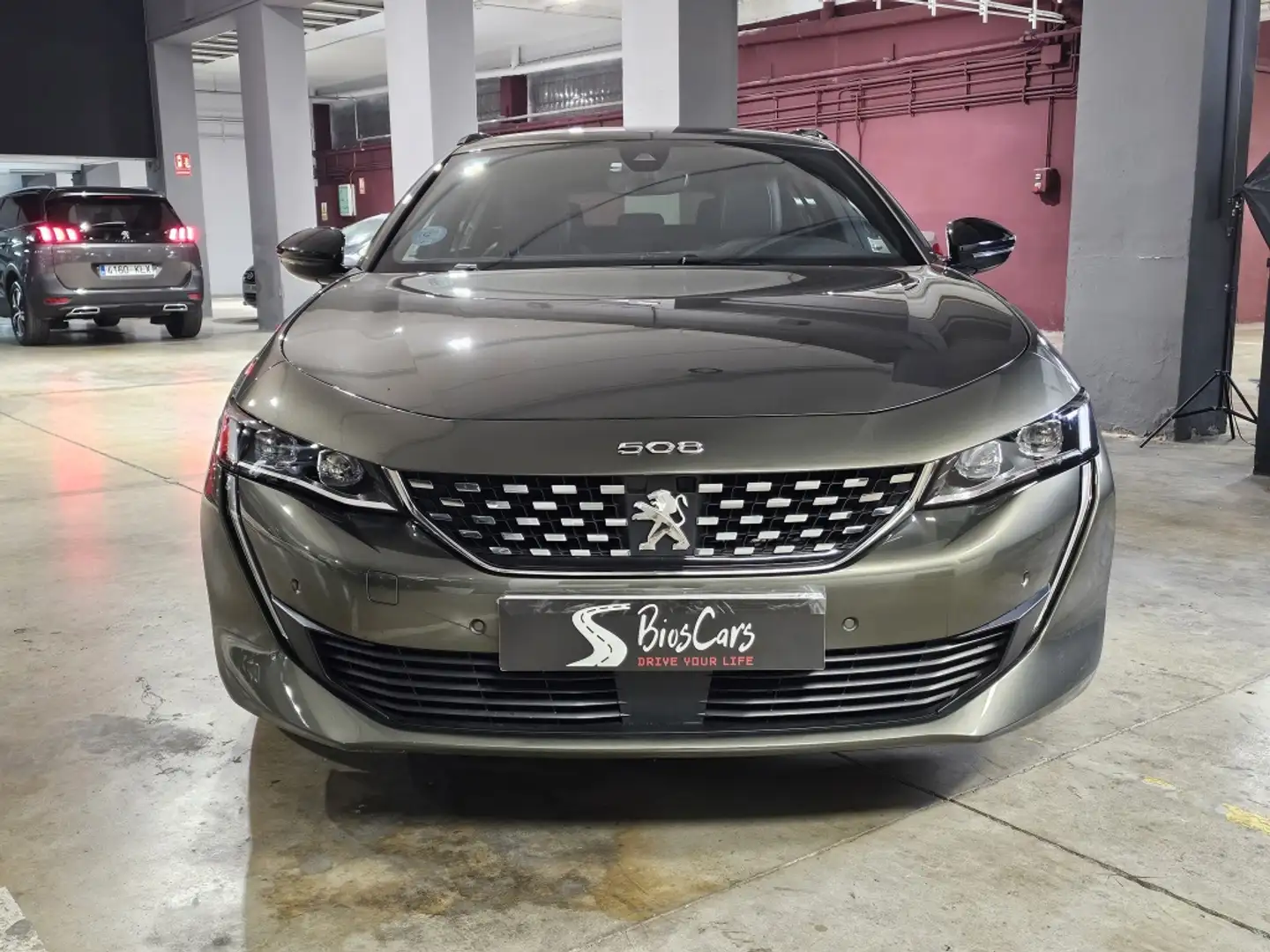 Peugeot 508 SW 2.0 BlueHDi S&S GT Line EAT8 180 Gris - 2