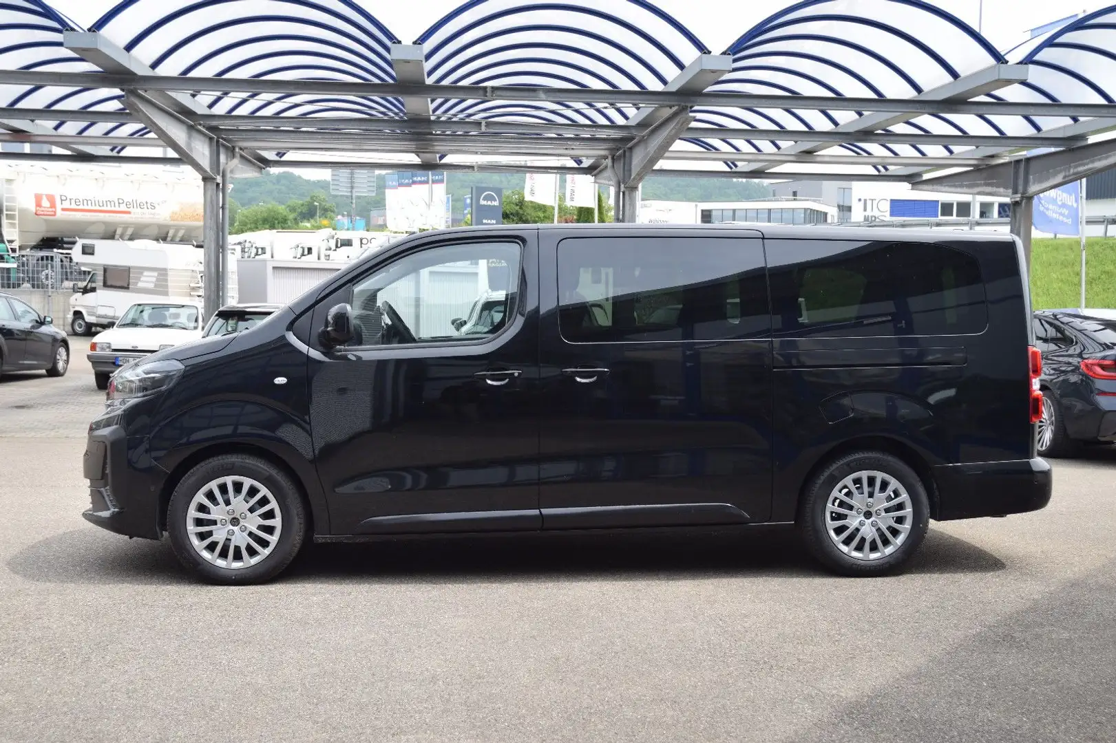 Peugeot Traveller HDi 180 L3 NAV ACC KAM SHZ 8-SITZE AHK Schwarz - 2