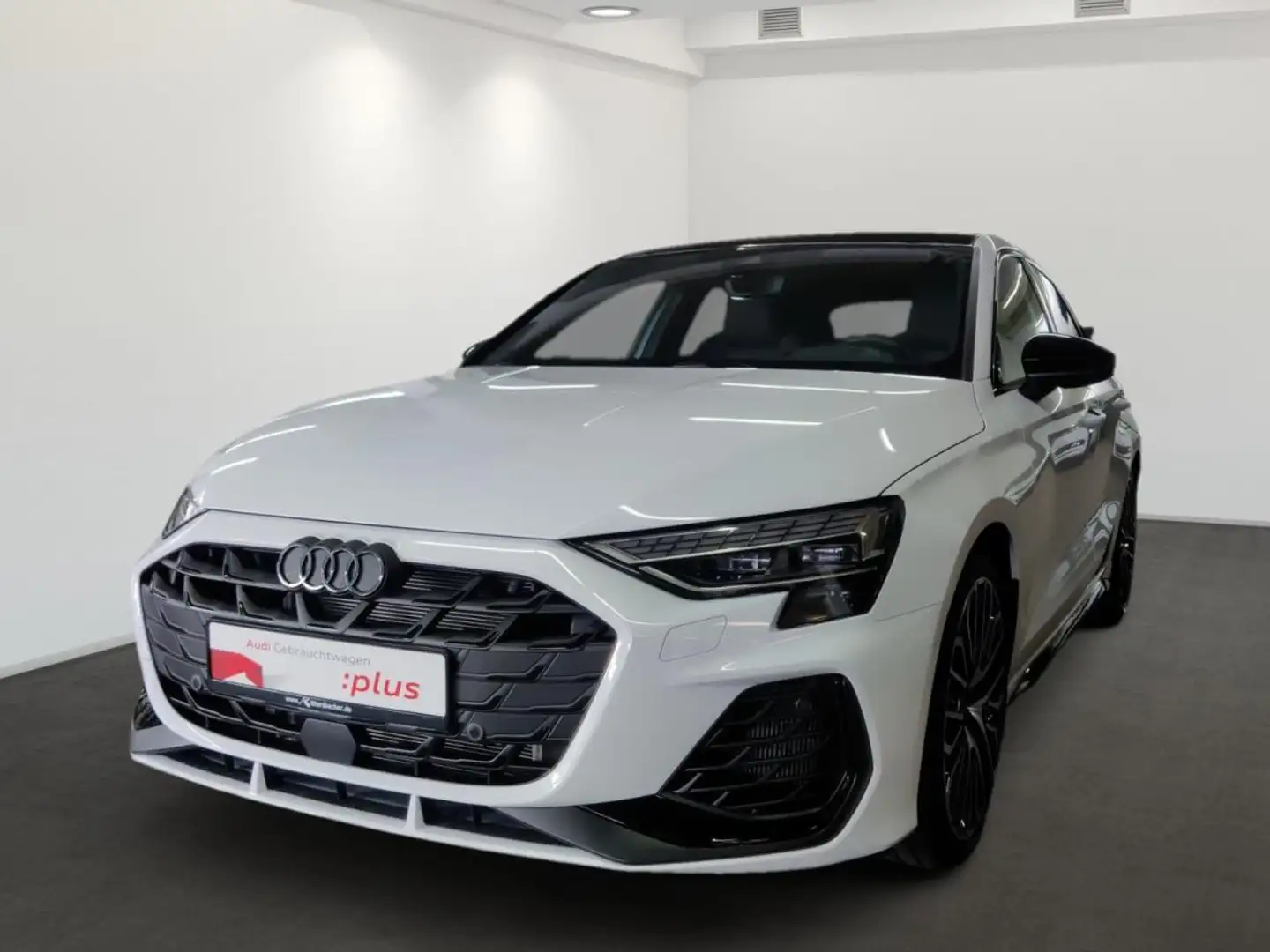 Audi S3 Sportback Navi+ParkenPlus+Fahren Paket Matrix PANO Weiß - 2