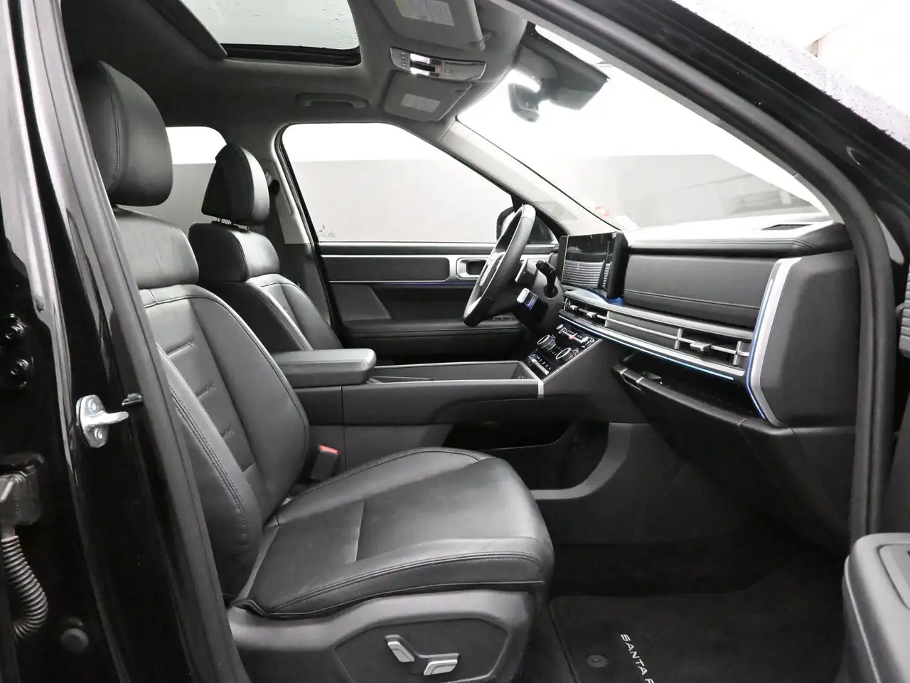 Hyundai SANTA FE photo Hyundai SANTA FE