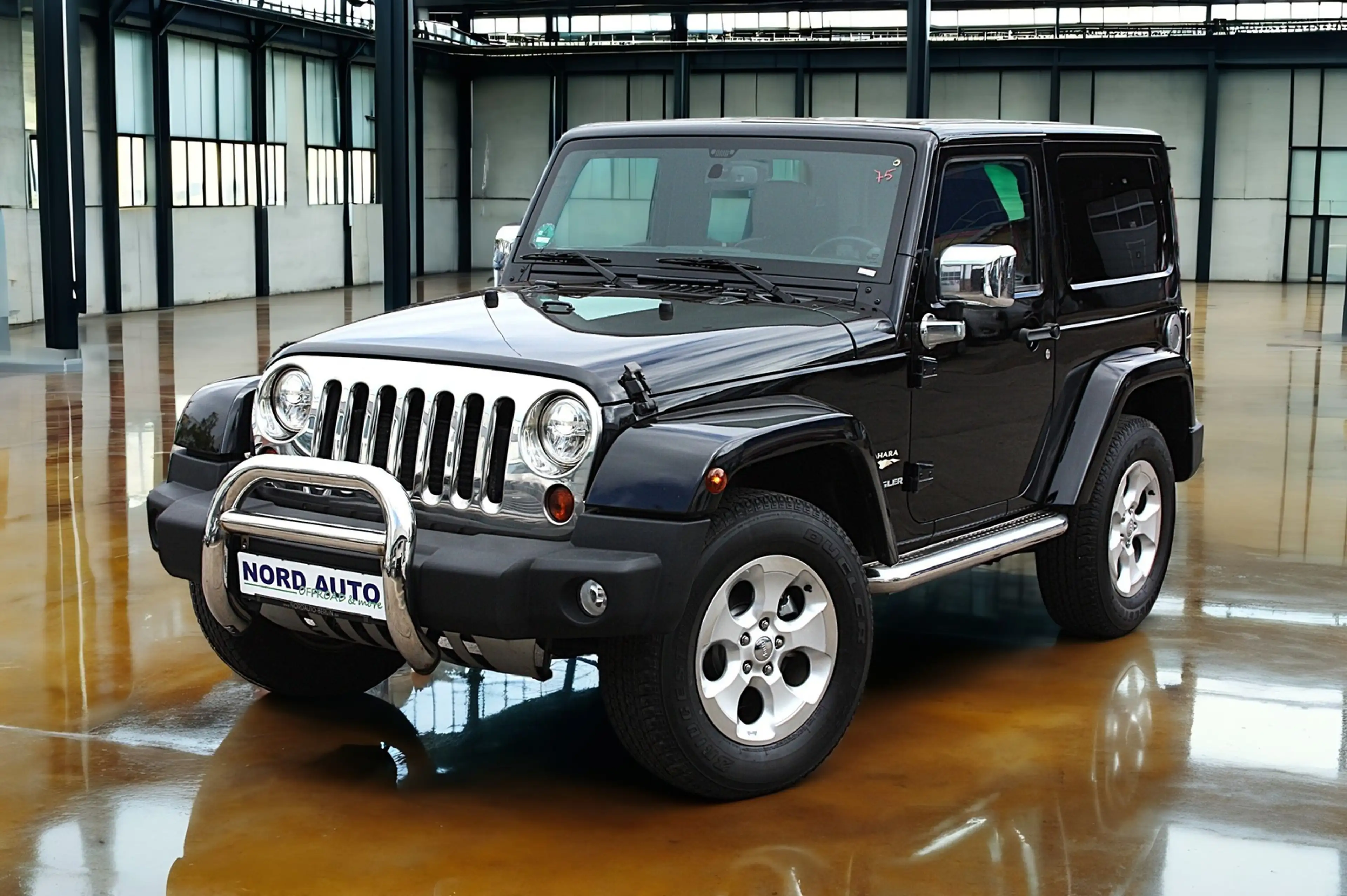 Jeep Wrangler 2.8 SAHARA Auto. Navi/Leder/Ahk/1.Hand — photo 10