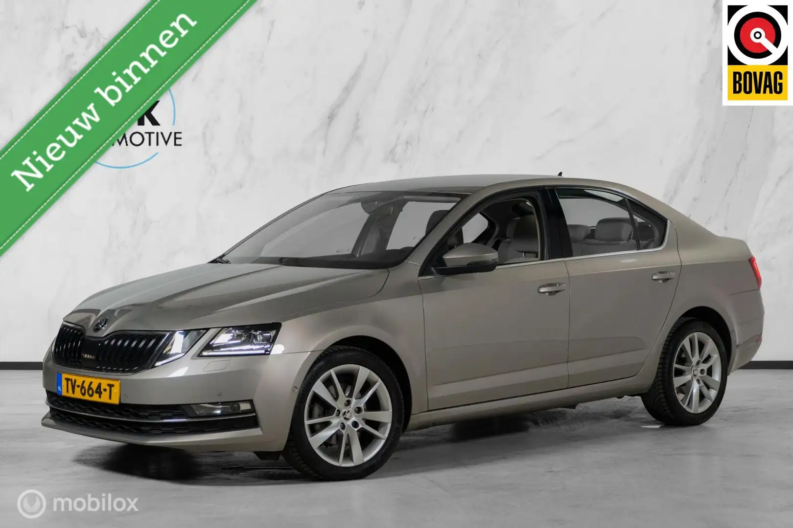 Skoda Octavia 1.0 TSI Greentech Style Business LED|KEYLESS| Gris - 1
