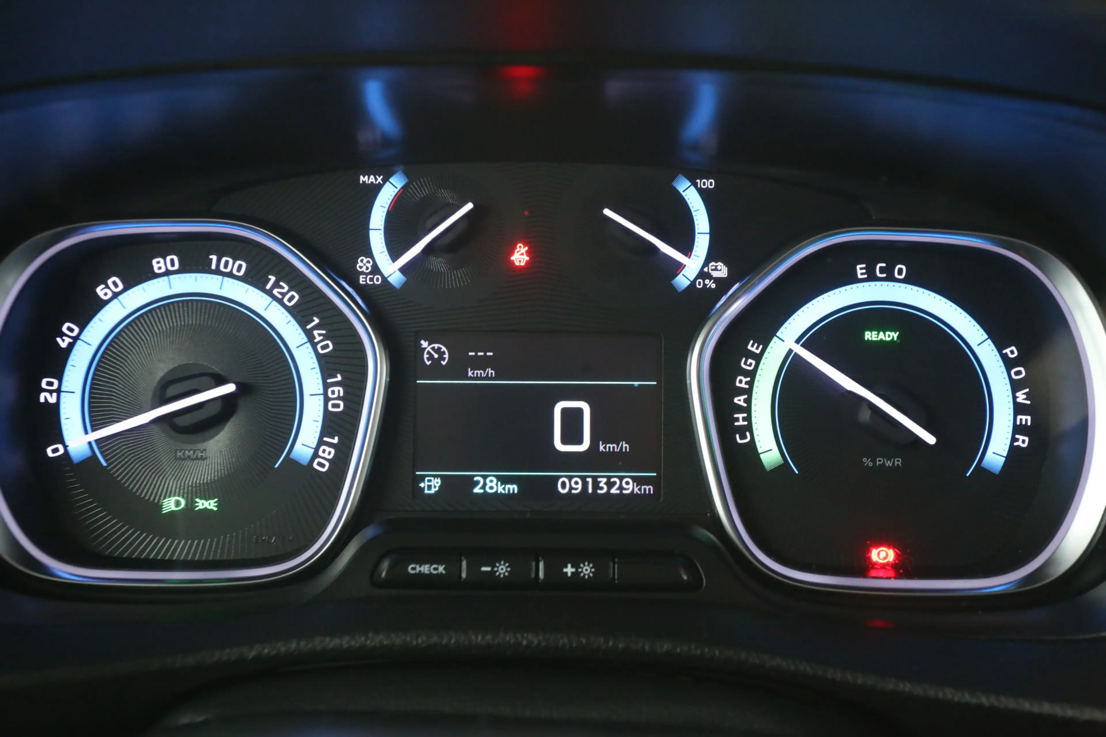 Peugeot e-Expert 75 kWh L2H1 | Snelladen | SOH 91% | Airco | Cruise — photo 14