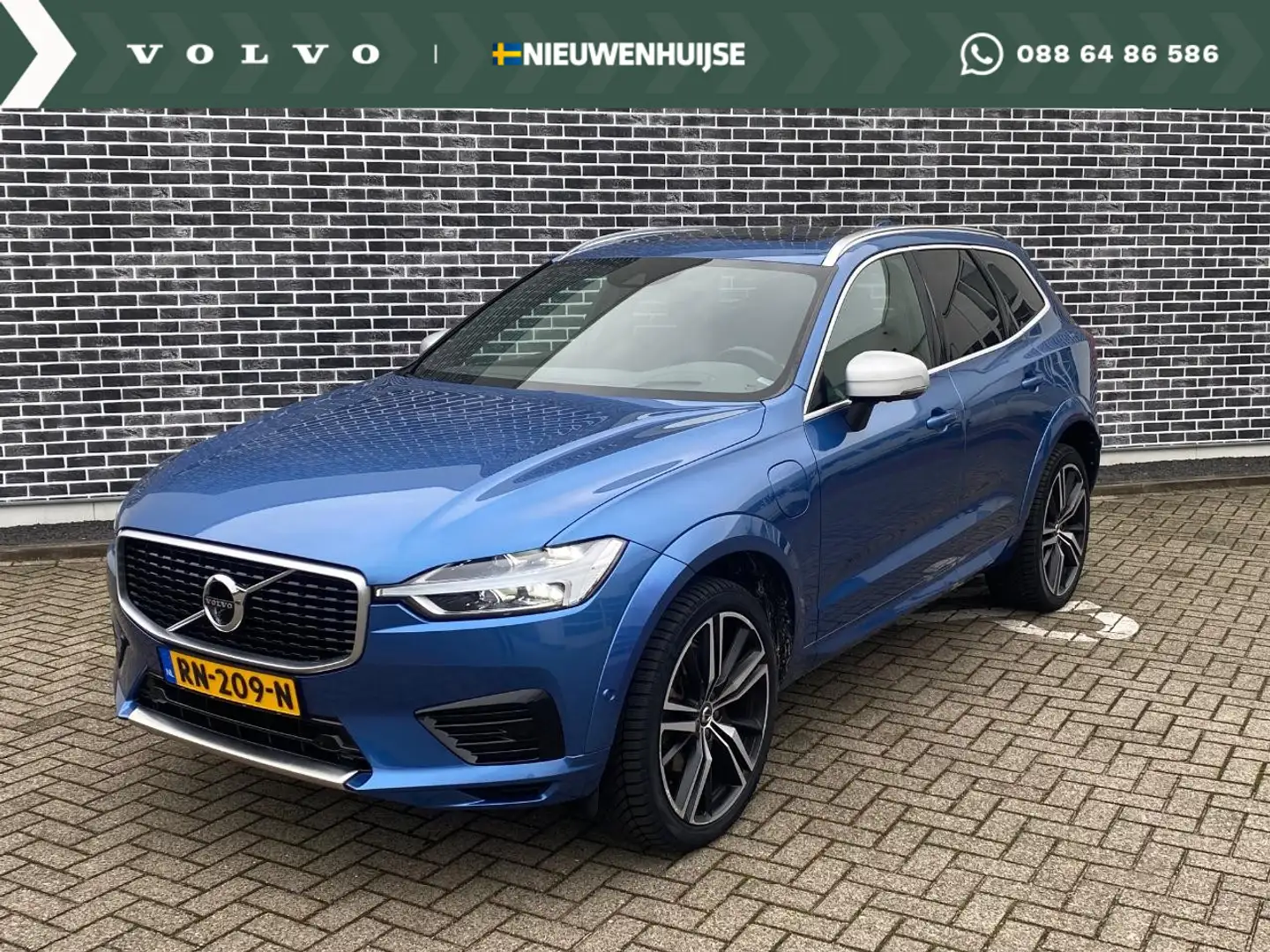 Volvo XC60 2.0 T8 Twin Engine AWD R-Design Bleu - 1