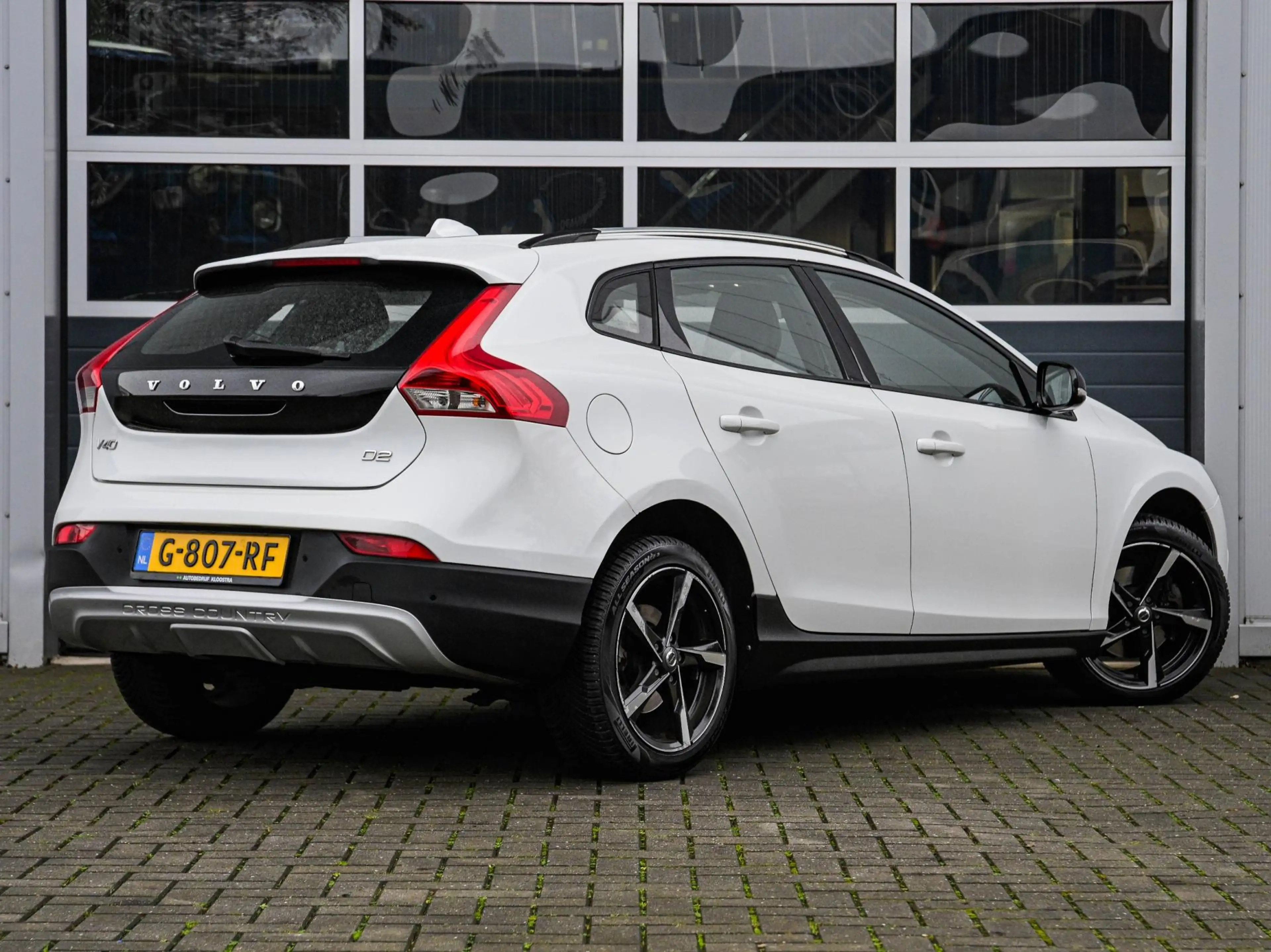 Volvo V40 Cross Country 1.6 D2 Summum | Leder | Navi | PDC | Cruise contro — photo 2