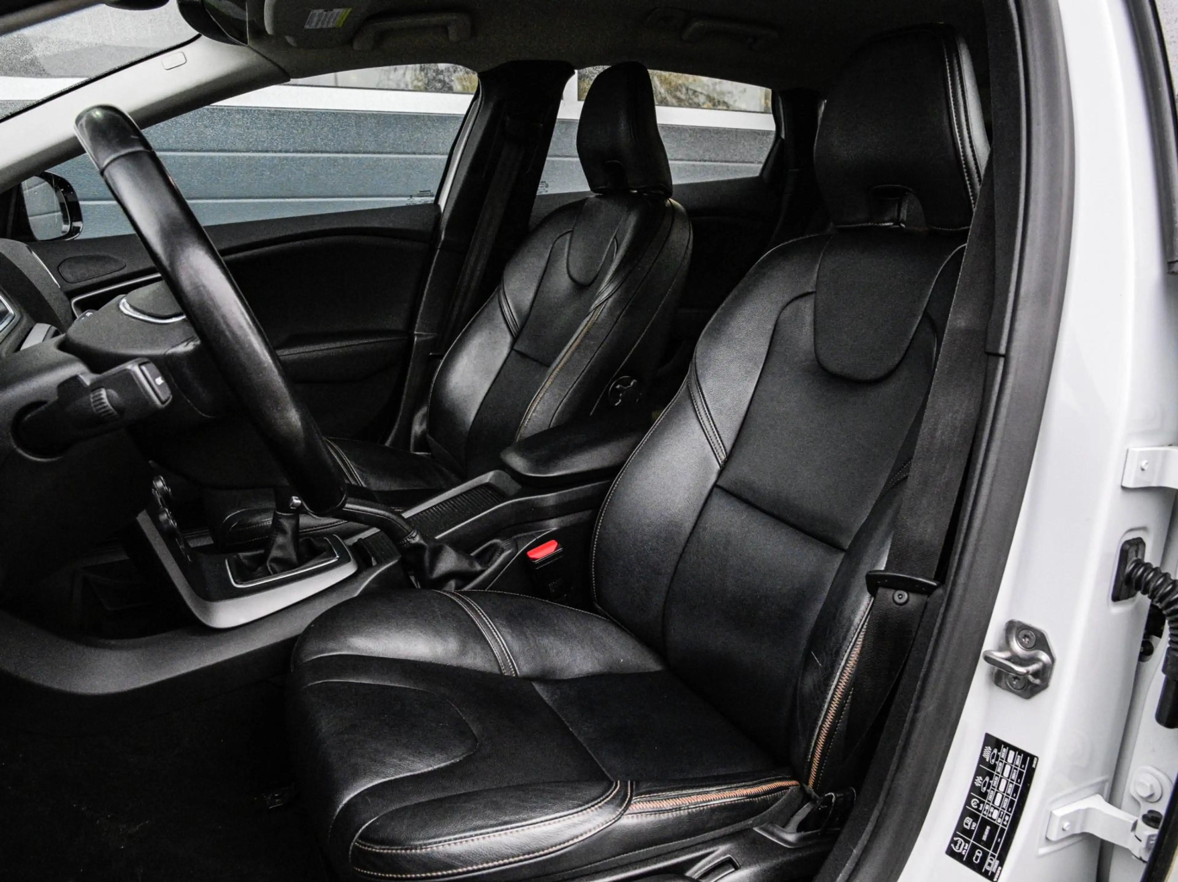 Volvo V40 Cross Country 1.6 D2 Summum | Leder | Navi | PDC | Cruise contro — photo 5