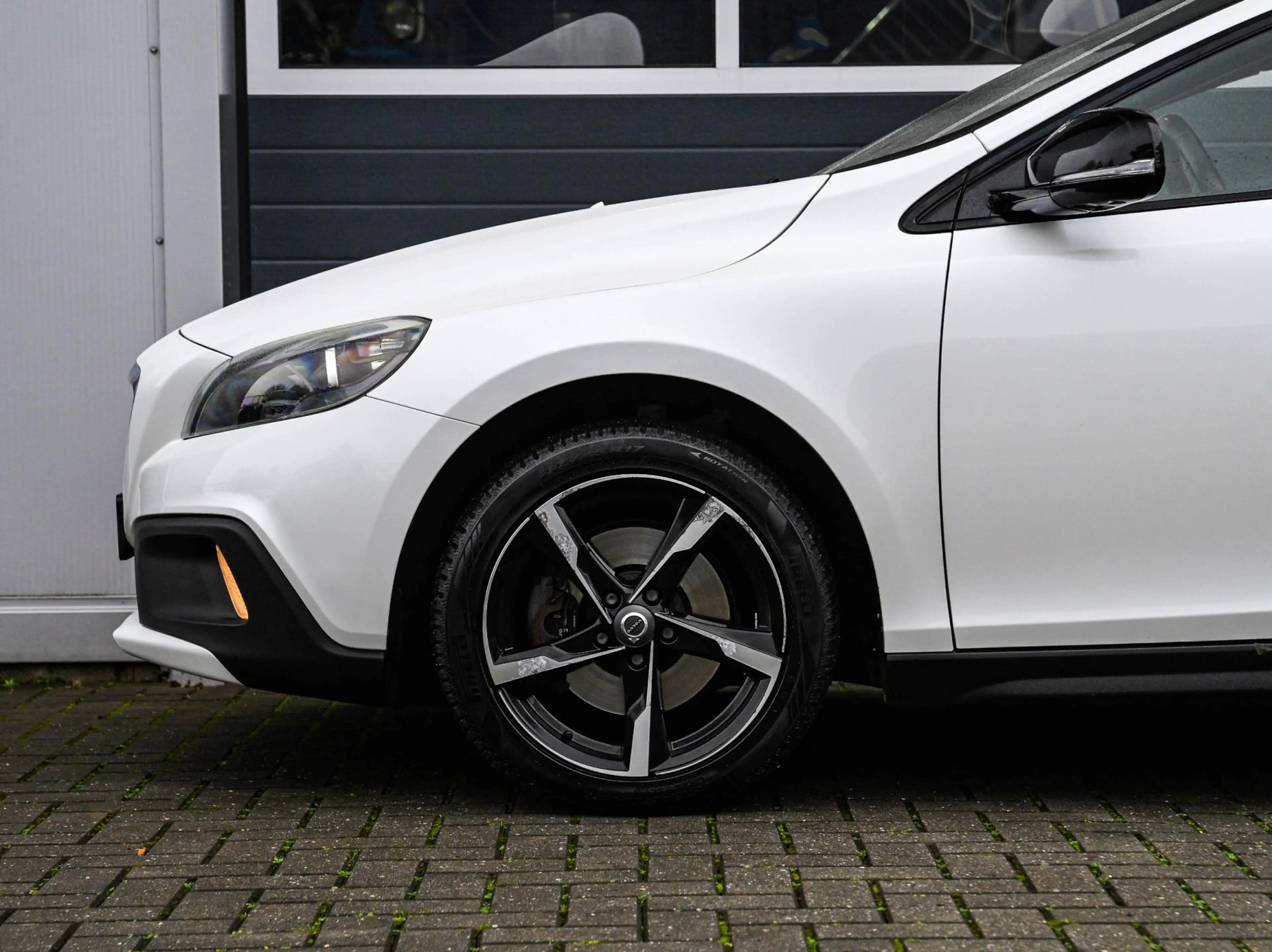 Volvo V40 Cross Country 1.6 D2 Summum | Leder | Navi | PDC | Cruise contro — photo 14