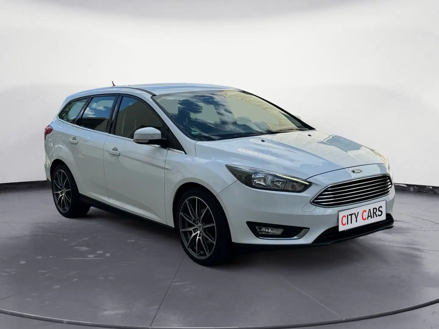 Ford Focus Turnier Titanium Navi Tempomat Blanco - 2