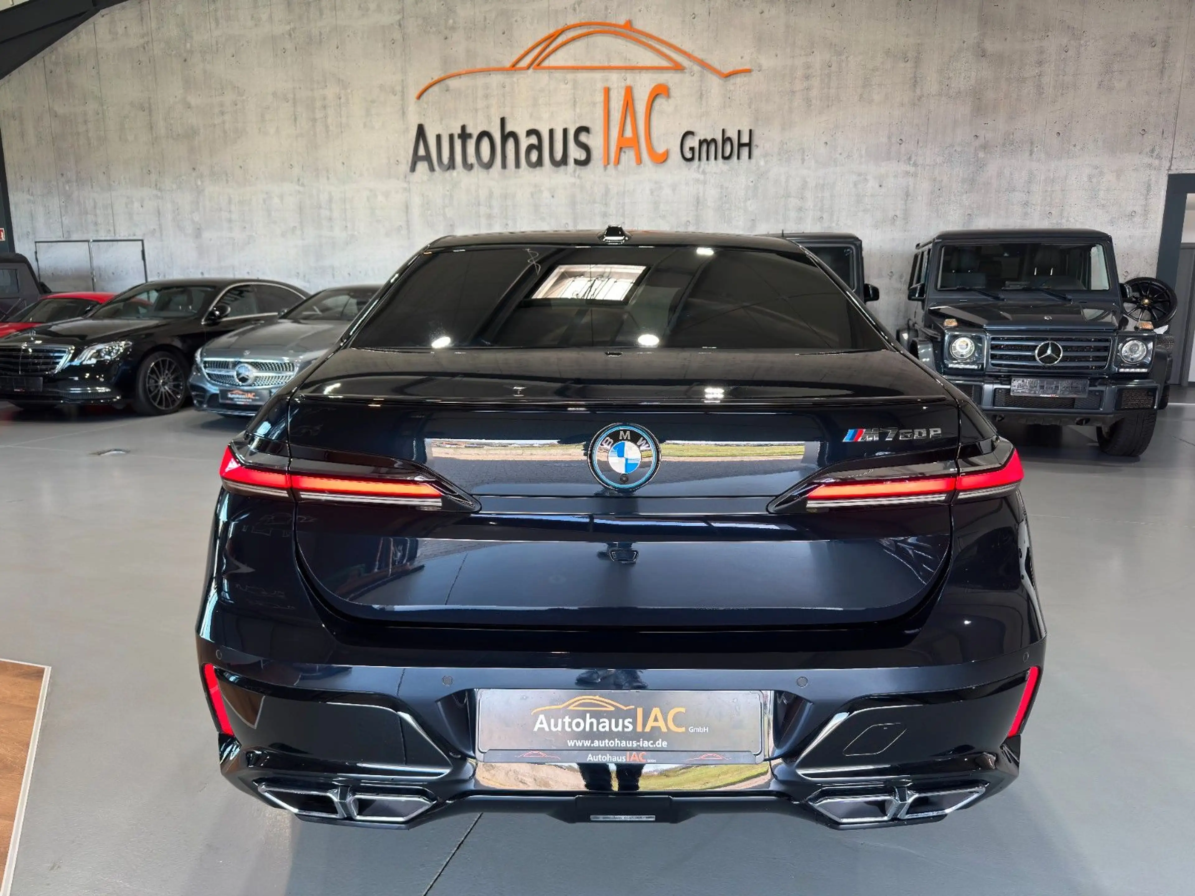 BMW 760 /e/xDrive/PANO/CARBON/TV/LED/1.HAND/360*/ — photo 4