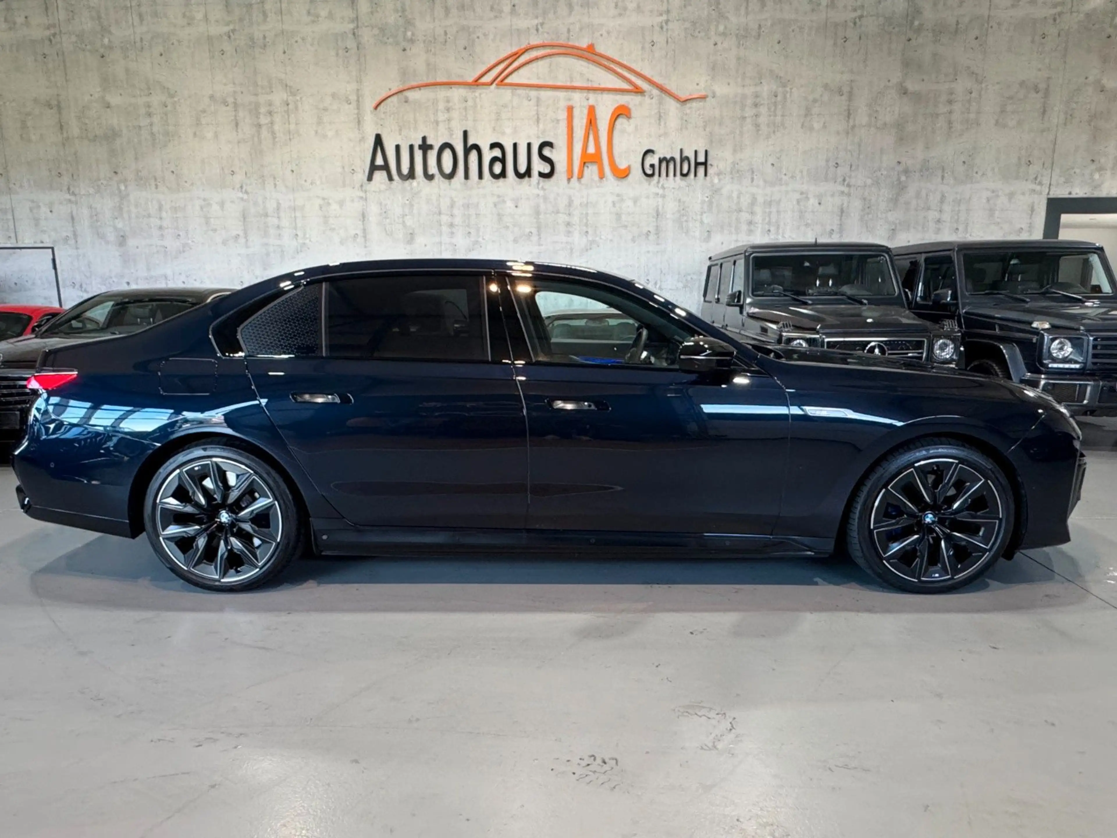 BMW 760 /e/xDrive/PANO/CARBON/TV/LED/1.HAND/360*/ — photo 6