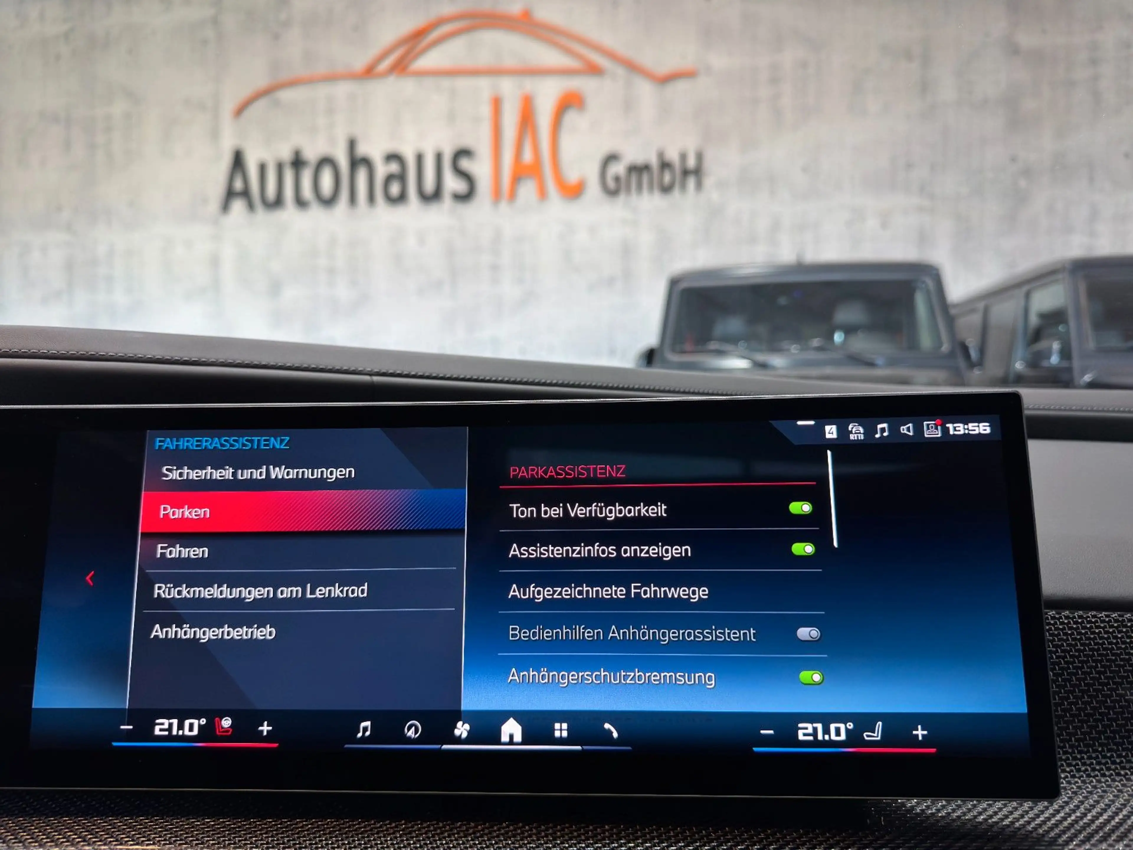 BMW 760 /e/xDrive/PANO/CARBON/TV/LED/1.HAND/360*/ — photo 13