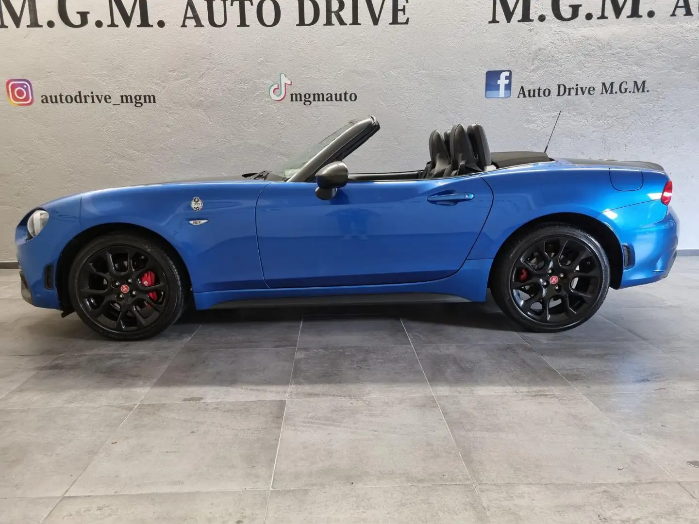 Abarth 124 Spider 1.4 Turbo MultiAir 170 CV 70esimo anniversario Azul - 2