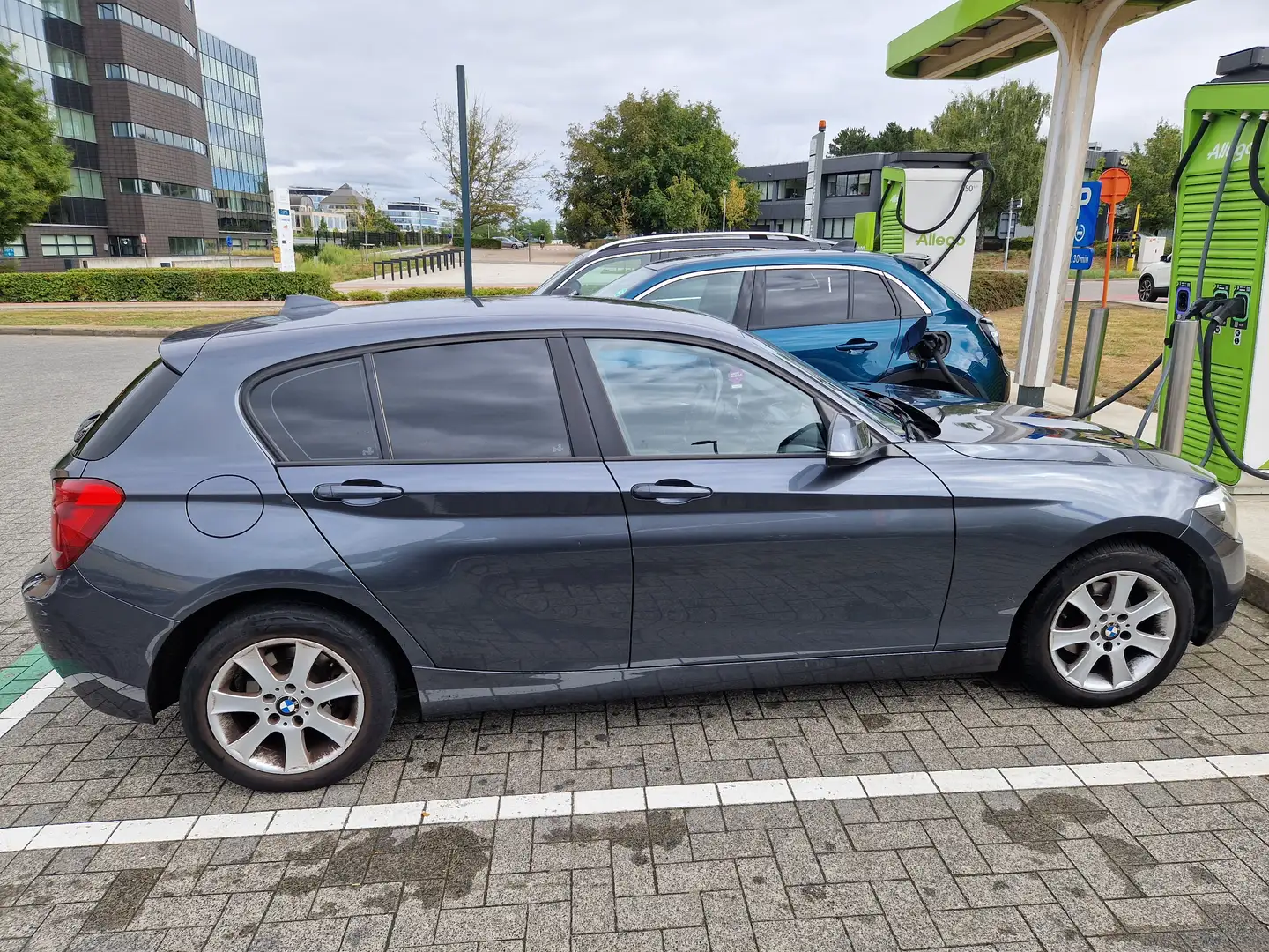 BMW 116 116iA - 1