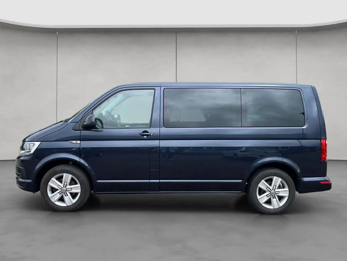 Volkswagen T6 Multivan 2,0 TDI Comfortline DSG 7-Sitzer Azul - 2