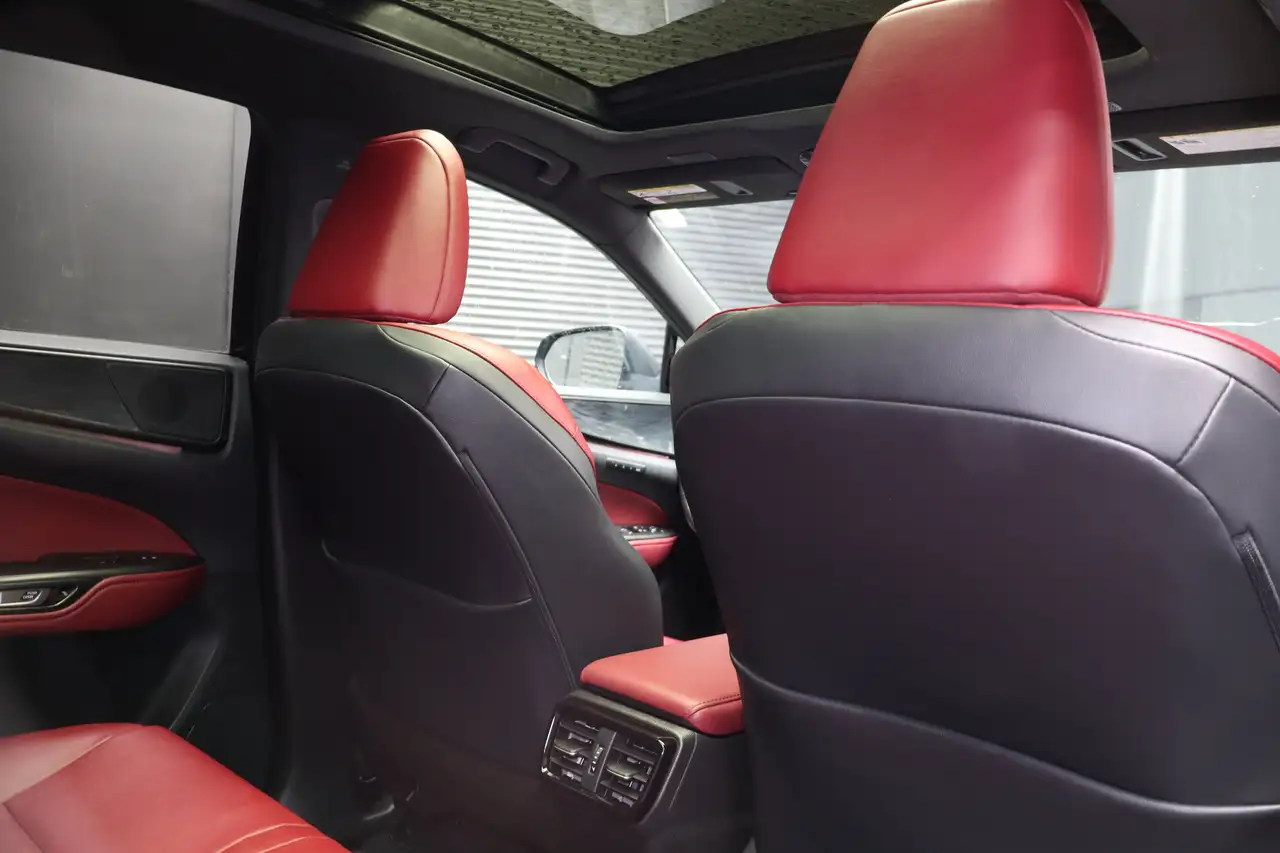 Lexus NX снимка Lexus NX