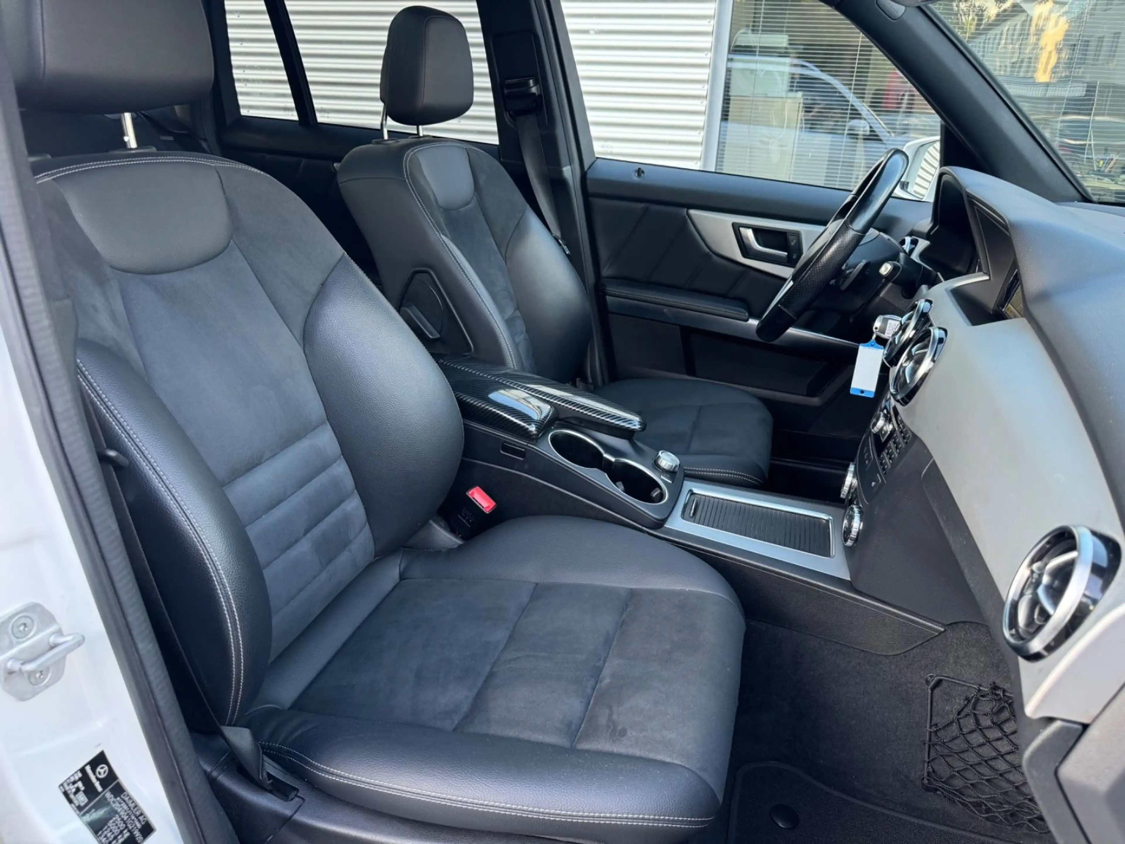 Mercedes-Benz GLK 250 CDI BlueTec 4Matic/Panorama/H&K/AHK — photo 14
