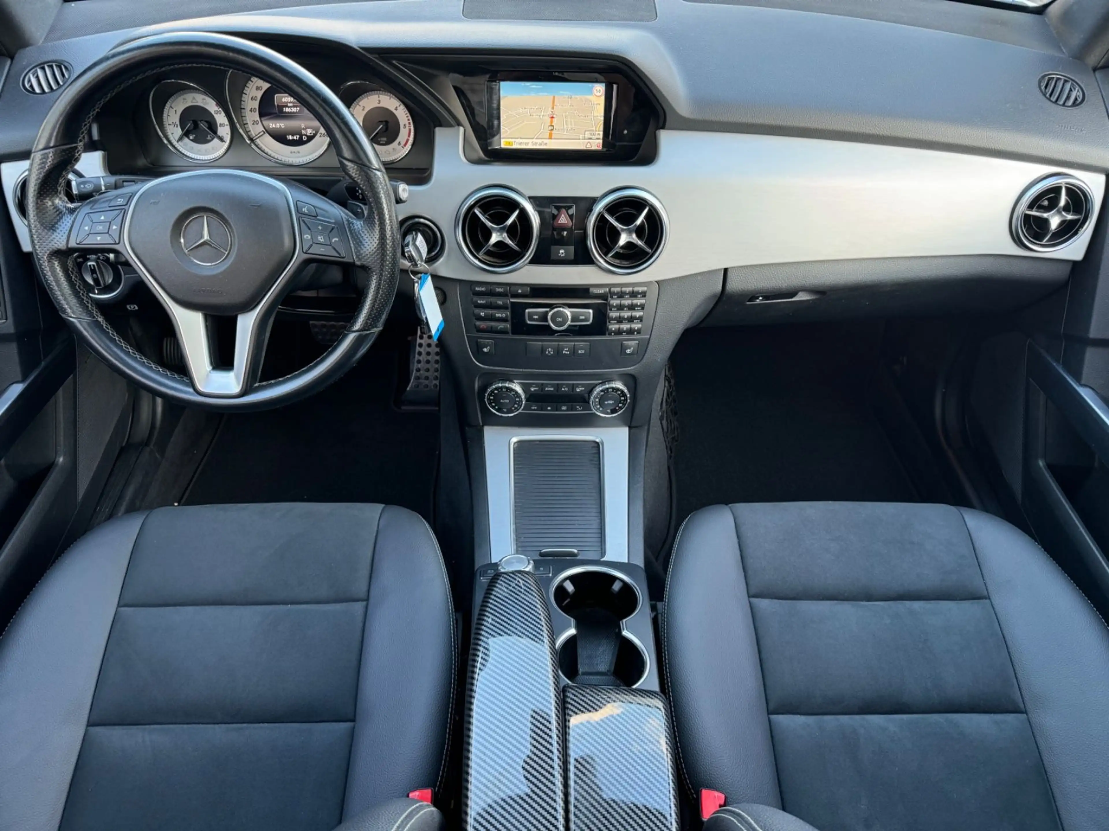 Mercedes-Benz GLK 250 CDI BlueTec 4Matic/Panorama/H&K/AHK — photo 9