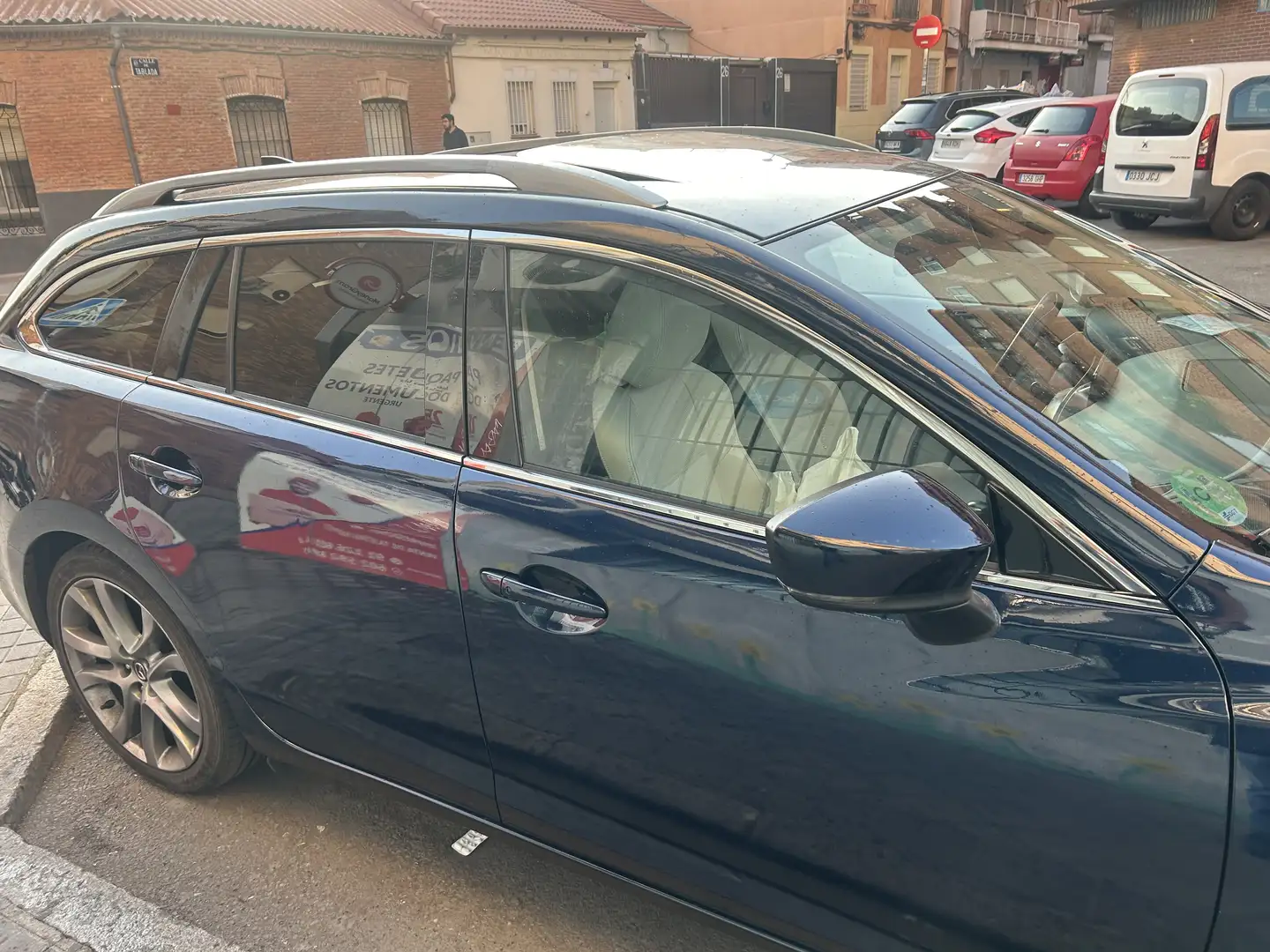 Mazda 6 M6 W. 2.2DE Lux.+Prem.White+Travel+SR(Navi)Aut. 12 - 1