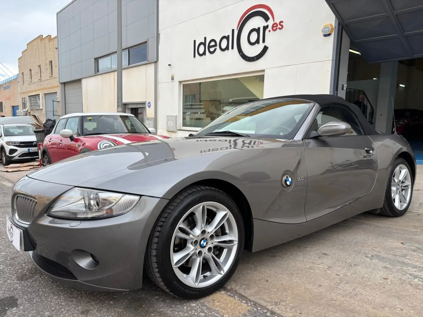 BMW Z4 3.0i Gris - 1