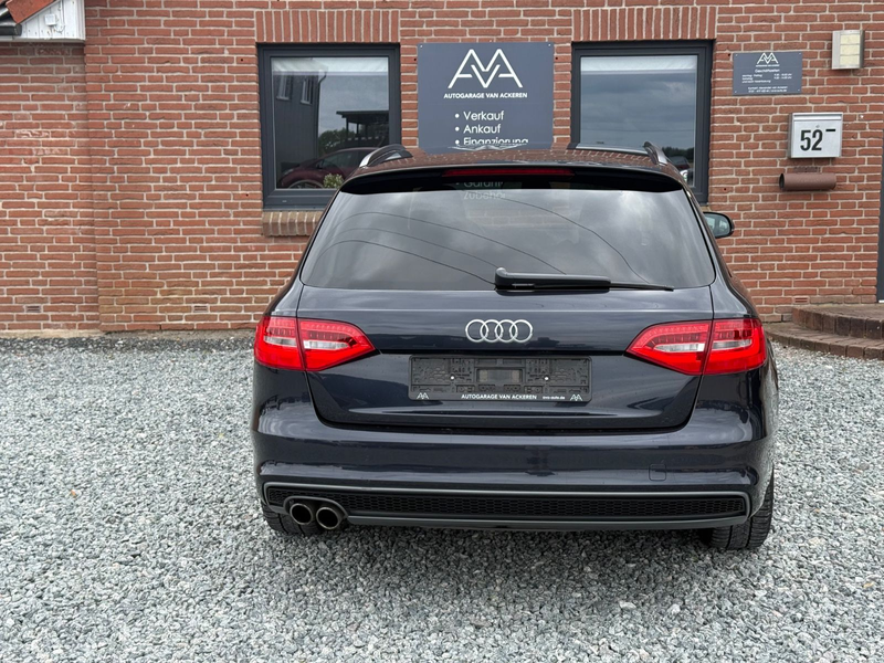 Audi A4 2.0 TDI Avant Attraction quattro S-Line — photo 12