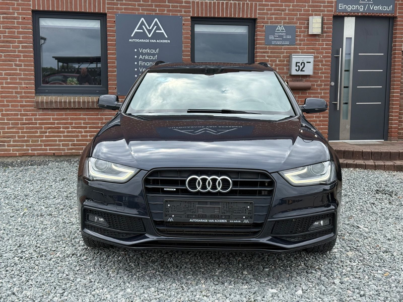 Audi A4 2.0 TDI Avant Attraction quattro S-Line — photo 2