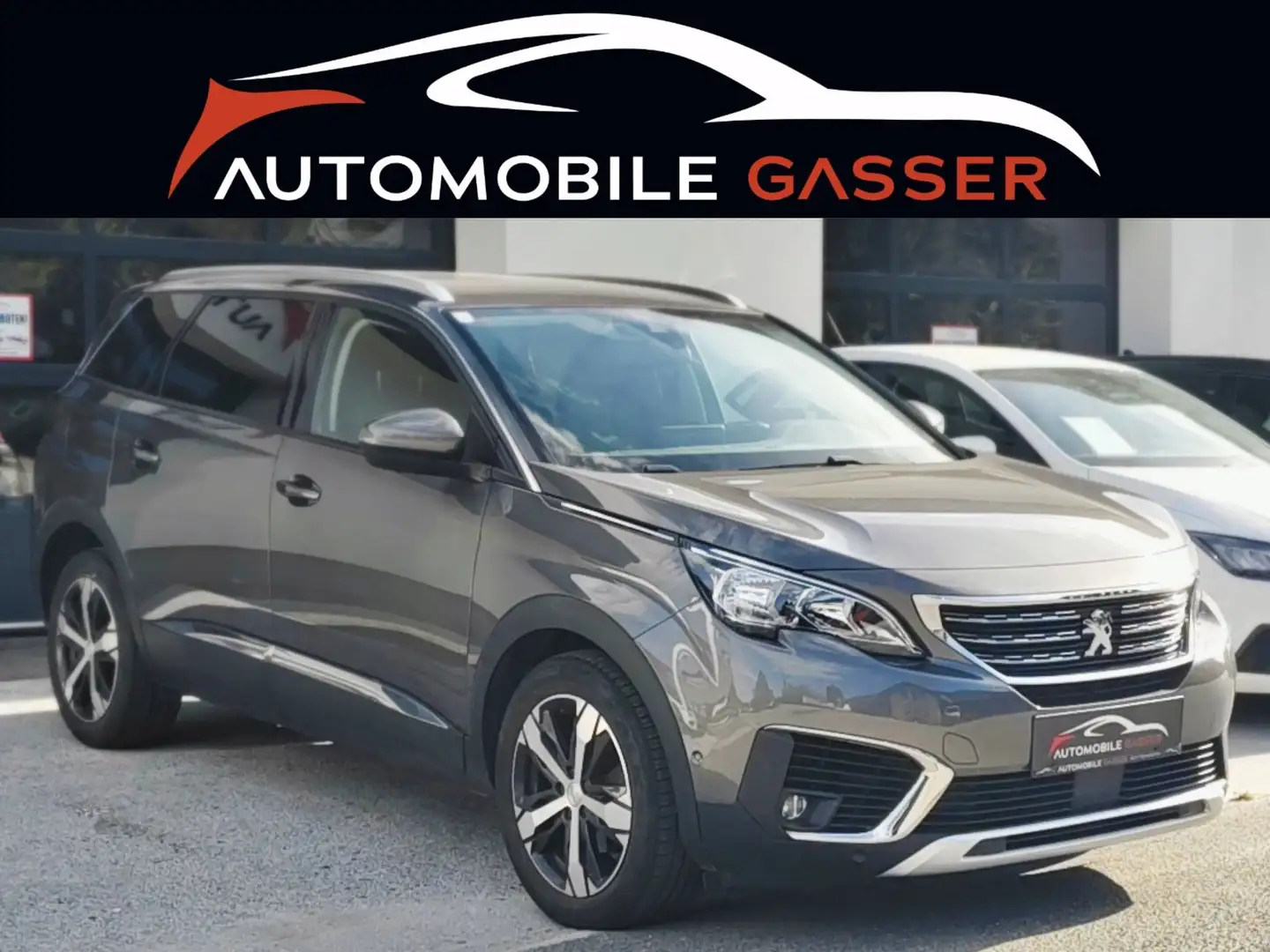 Peugeot 5008 1.6 BlueHDI 120 FAP Allure *Rückfahrkam.*Fernlichtass.*Spurhalteass.*Navi* Grau - 1