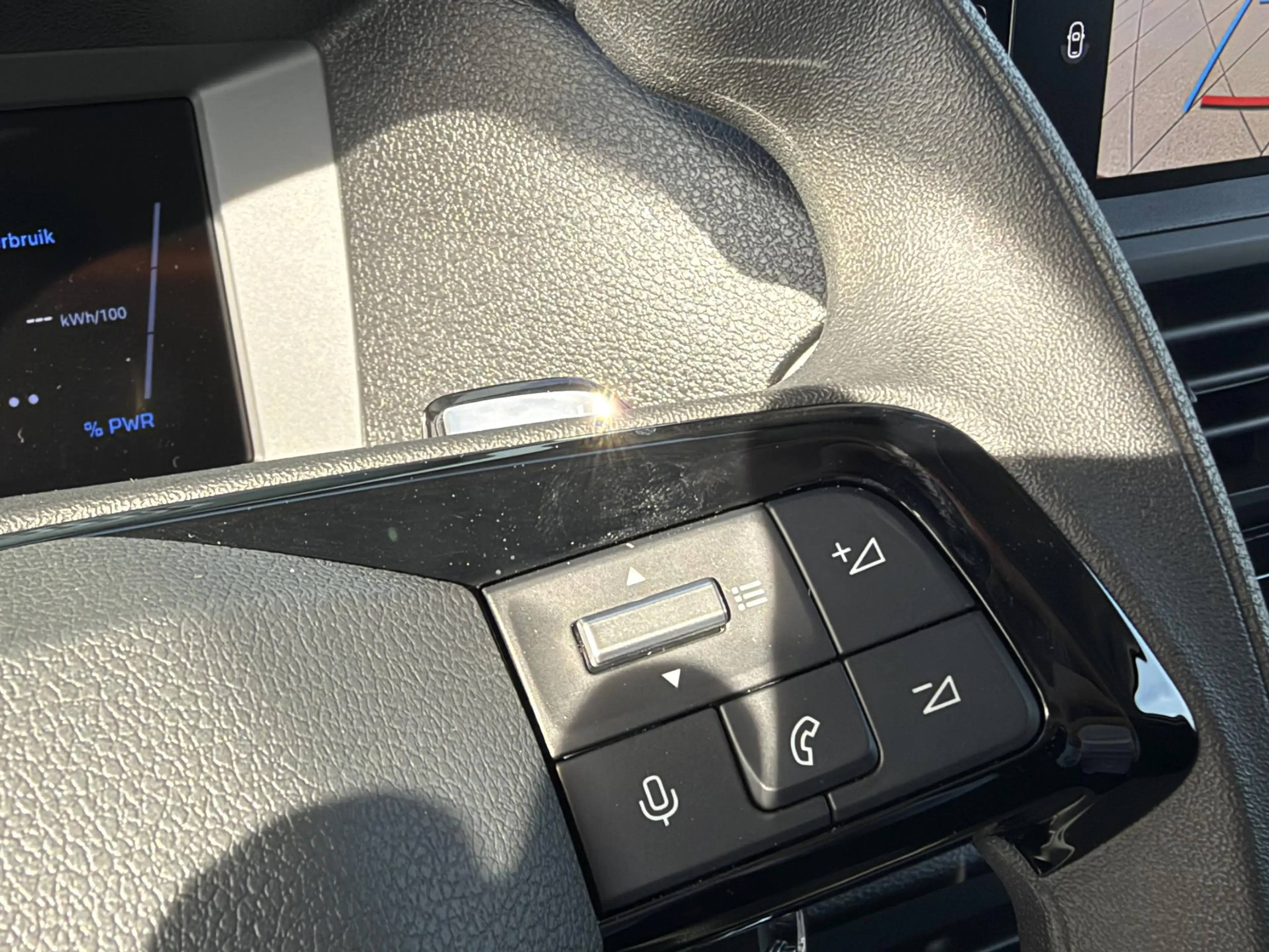 Peugeot e-Expert EV L2 75 kWh | Apple Carplay | Achteruitrijcamera — photo 12