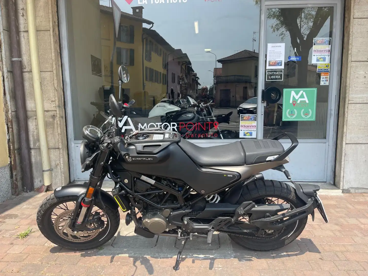 Husqvarna Svartpilen Husqvarna Svartpilen 125 (2021 - 23) Schwarz - 1