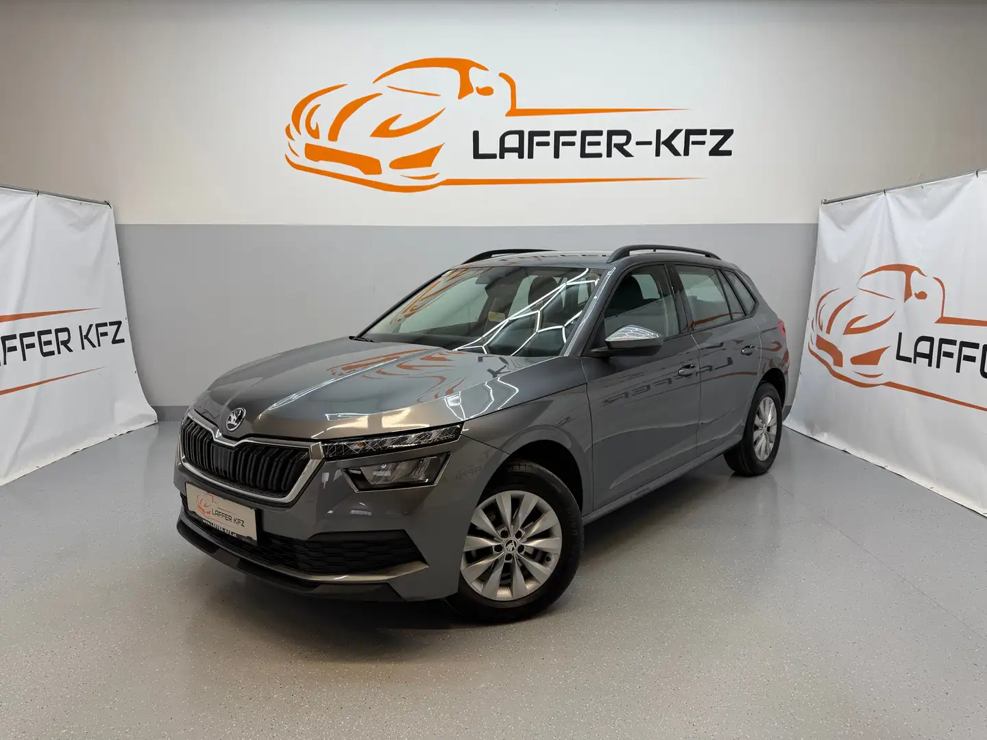 Skoda Kamiq Active 1,0 TSI APP LED SITZHZG TOP Grau - 1